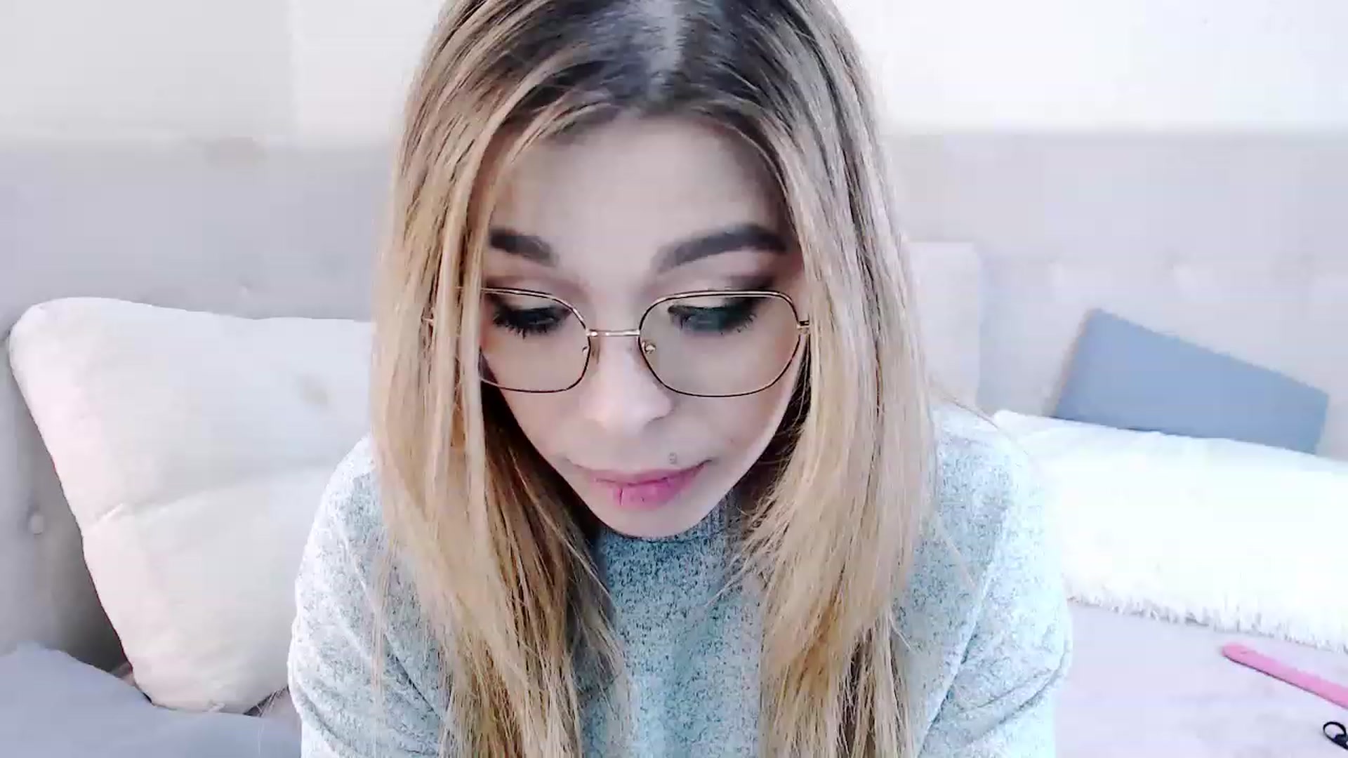 Gallery image thumbnail from MilanaGreen's myfreecams stream on, 02/06/2023, 14:33 image 7 of 20