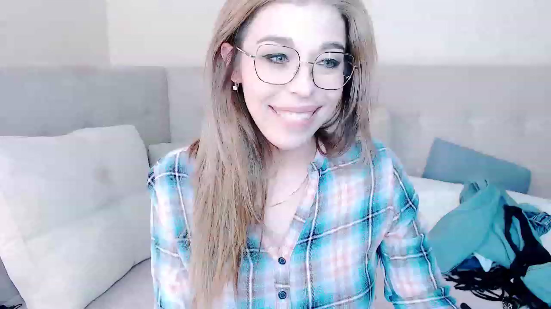 Gallery image thumbnail from MilanaGreen's myfreecams stream on, 02/11/2023, 15:40 image 19 of 20