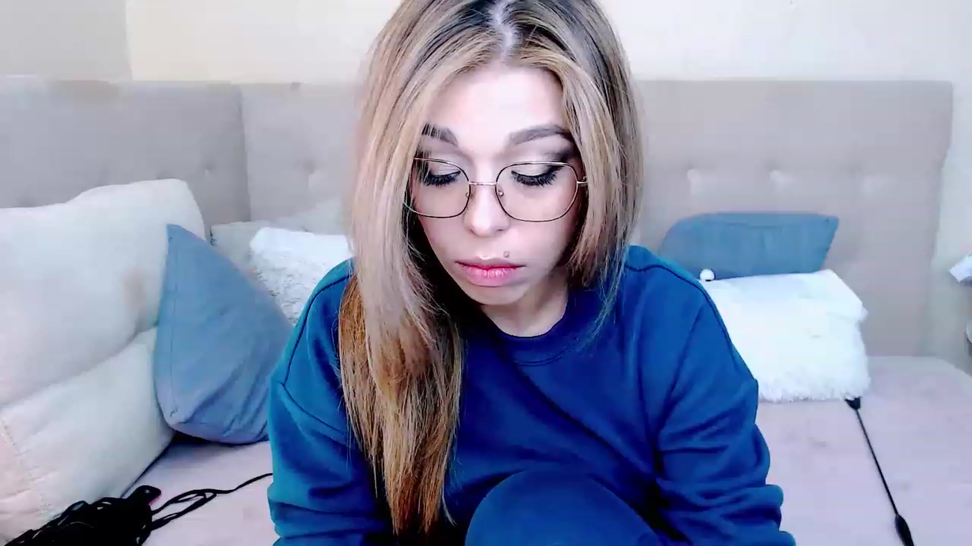 Gallery image thumbnail from MilanaGreen's myfreecams stream on, 02/20/2023, 12:14 image 6 of 20