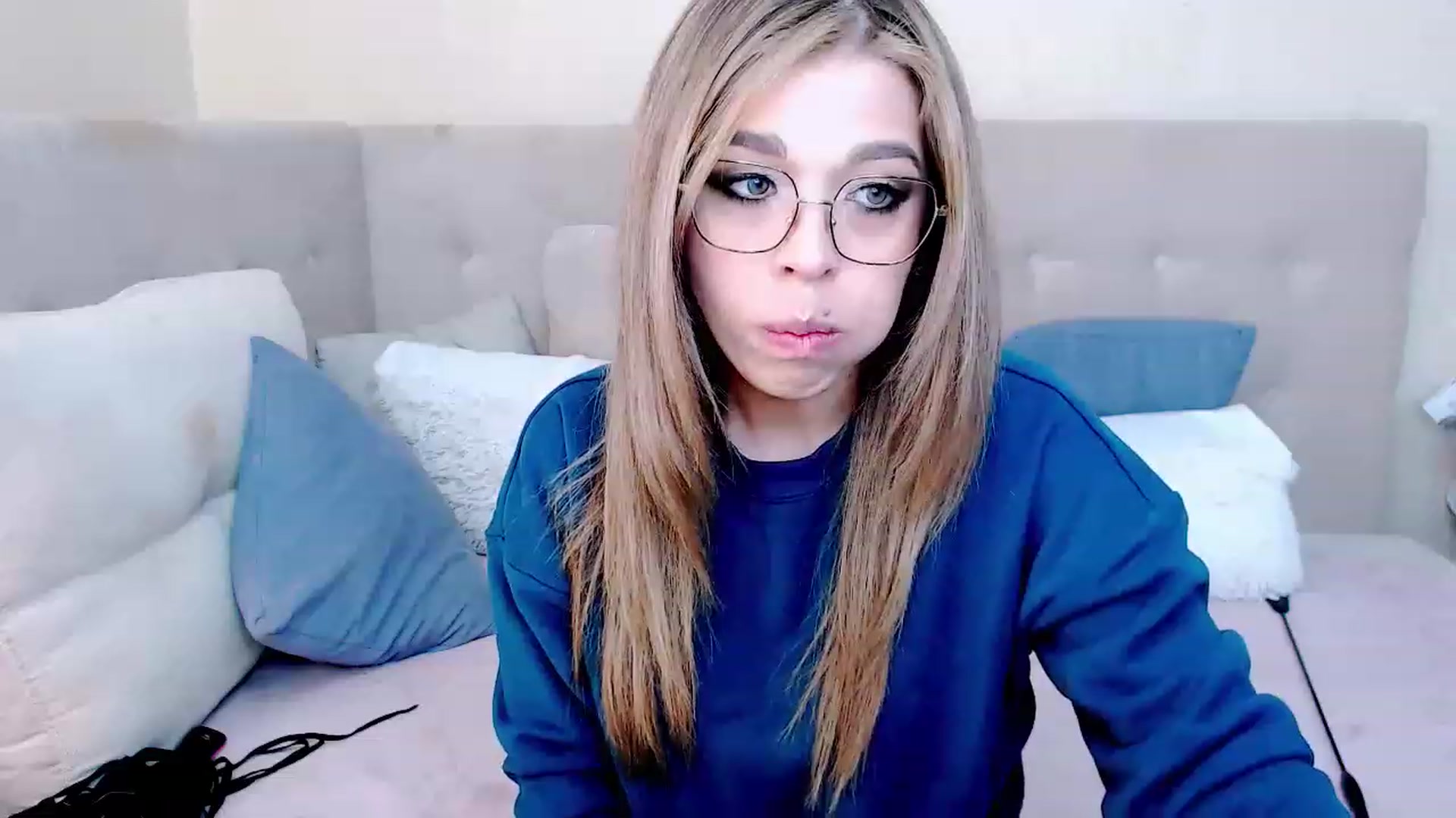 Gallery image thumbnail from MilanaGreen's myfreecams stream on, 02/20/2023, 12:14 image 8 of 20