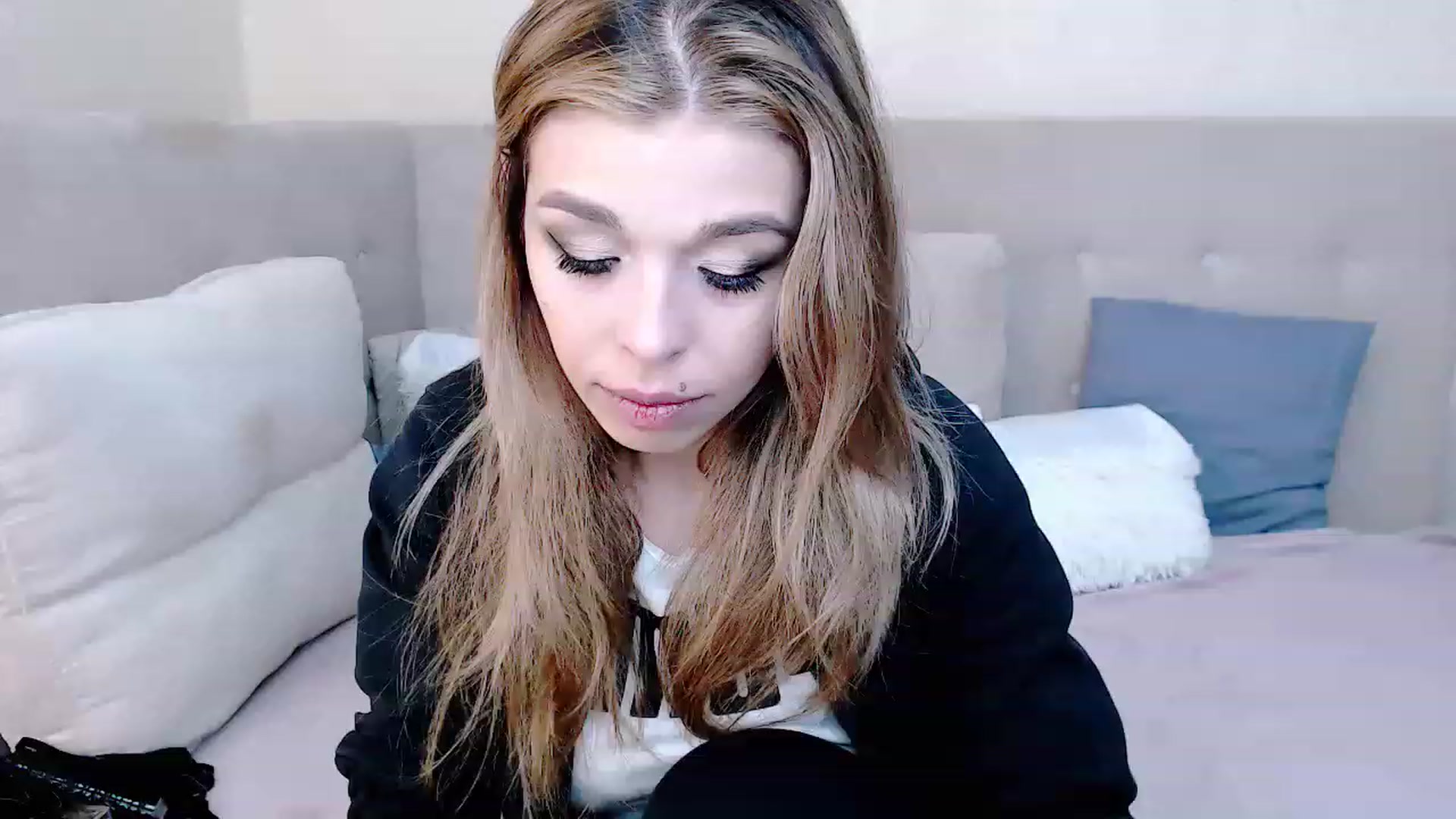 Gallery image thumbnail from MilanaGreen's myfreecams stream on, 02/23/2023, 13:13 image 1 of 20