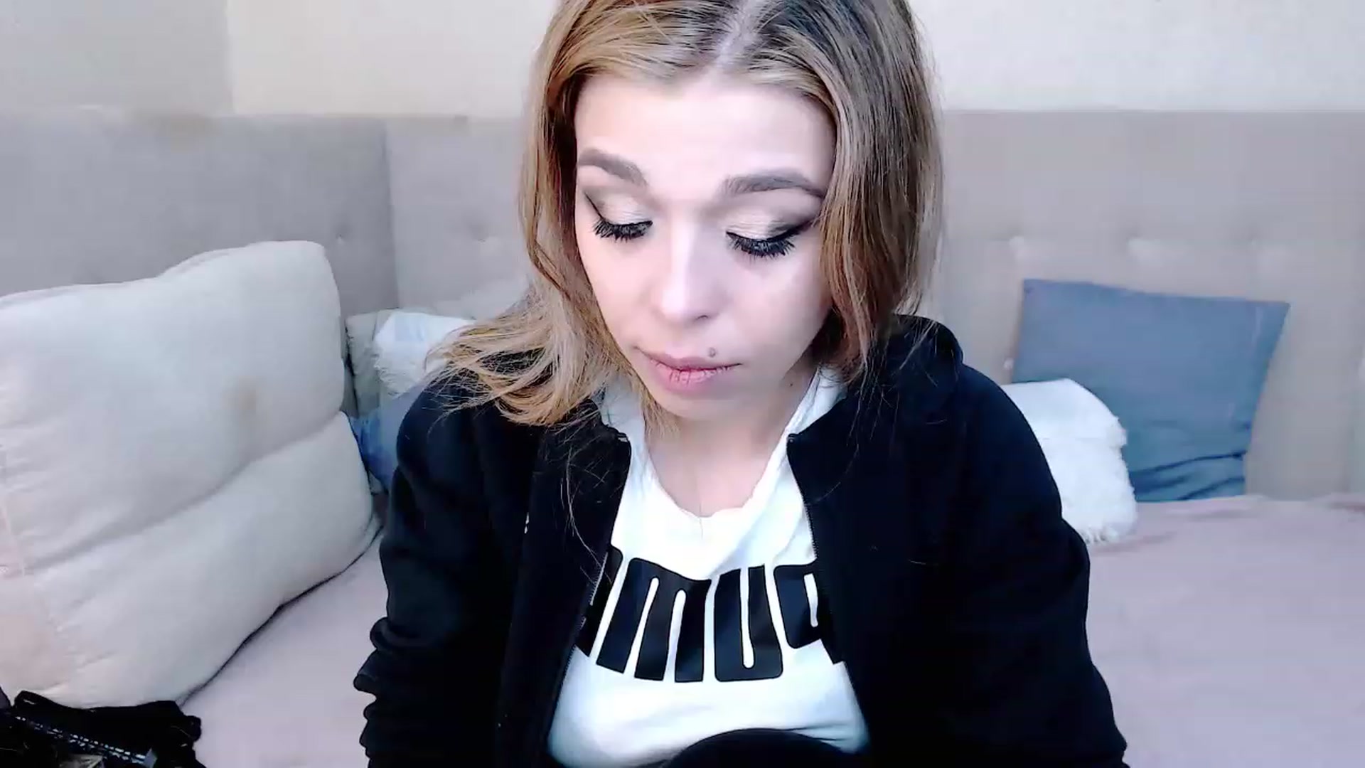 Gallery image thumbnail from MilanaGreen's myfreecams stream on, 02/23/2023, 13:13 image 4 of 20