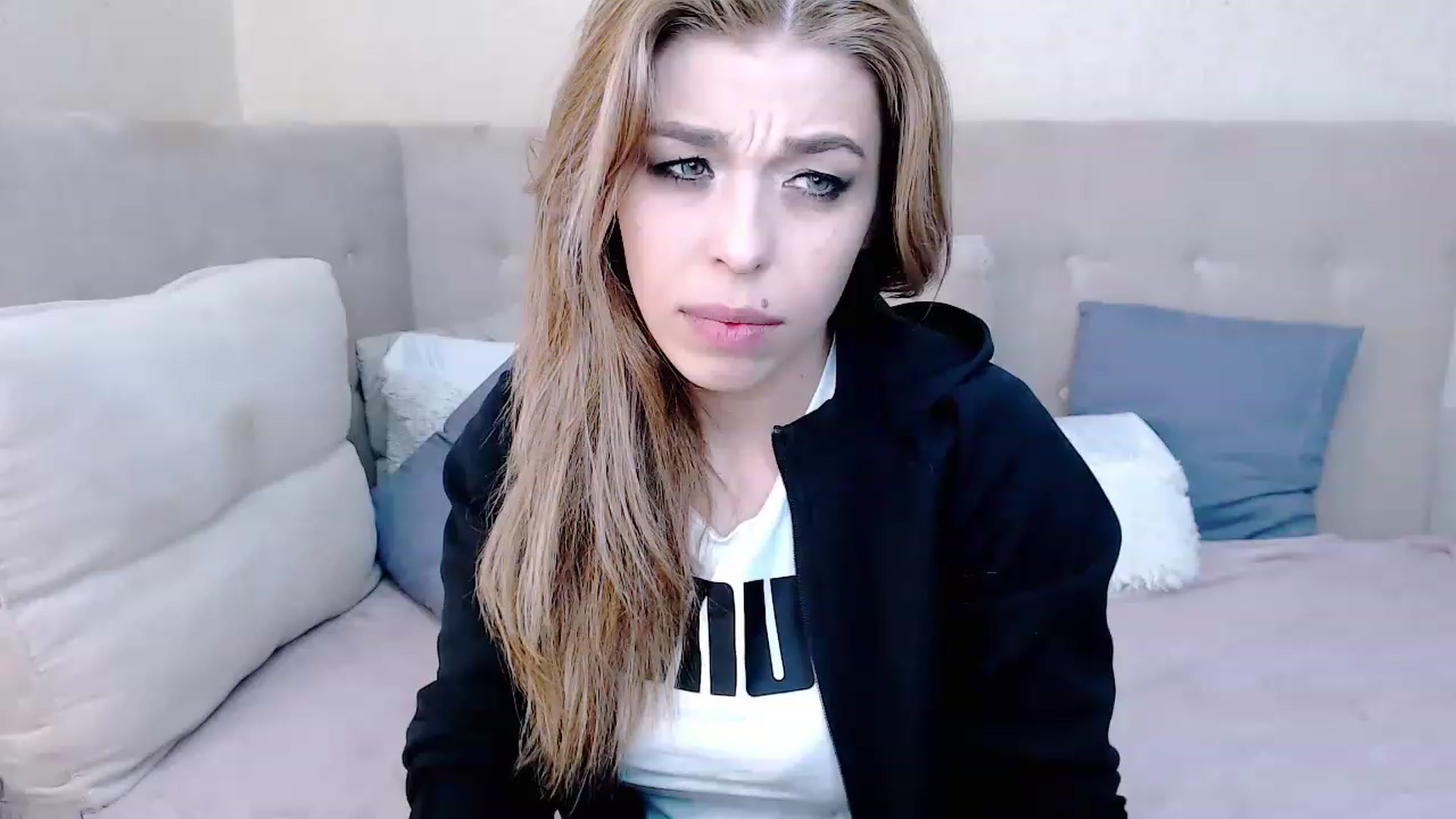 Gallery image thumbnail from MilanaGreen's myfreecams stream on, 02/23/2023, 13:52 image 12 of 20