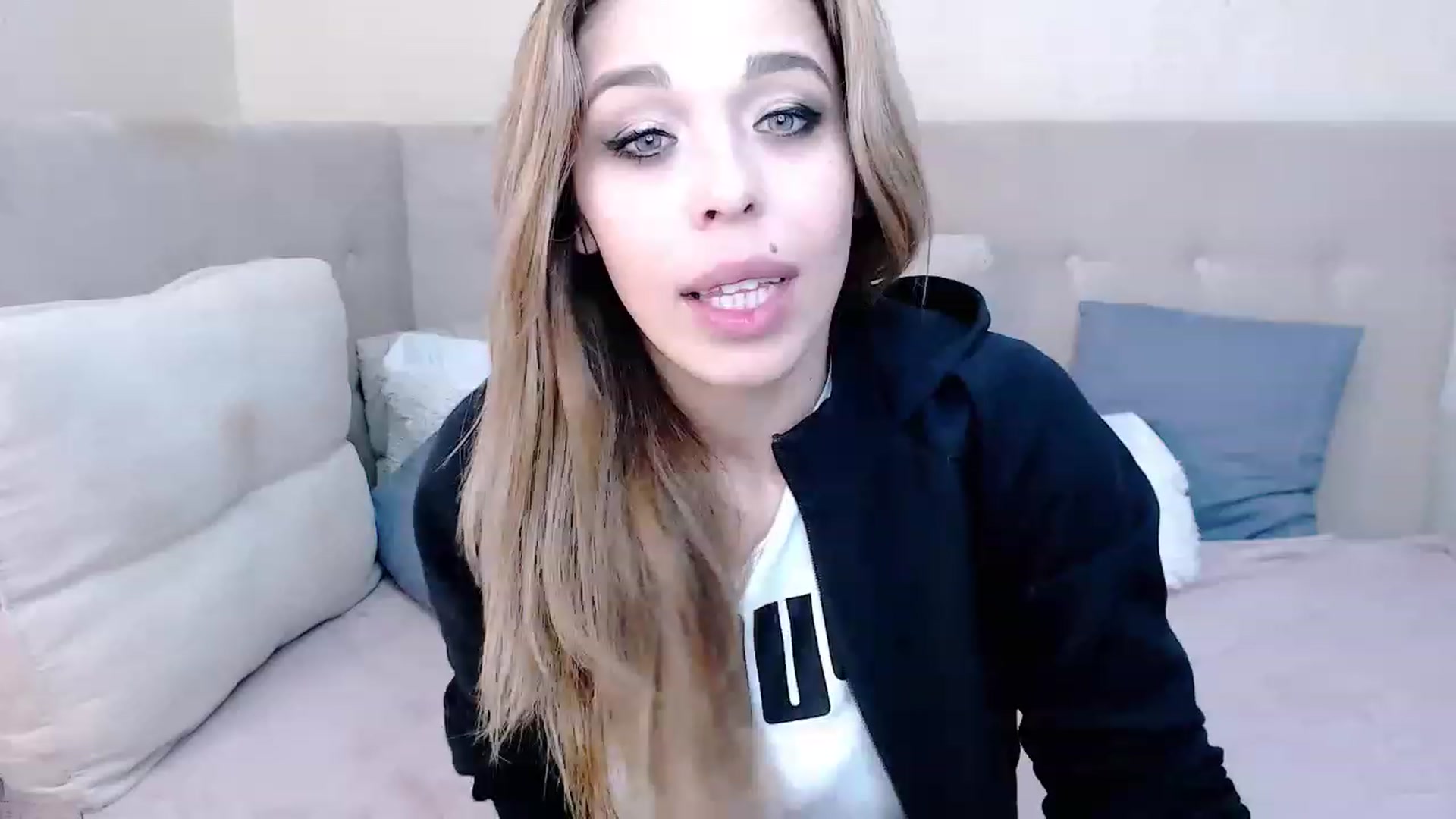 Gallery image thumbnail from MilanaGreen's myfreecams stream on, 02/23/2023, 13:52 image 13 of 20