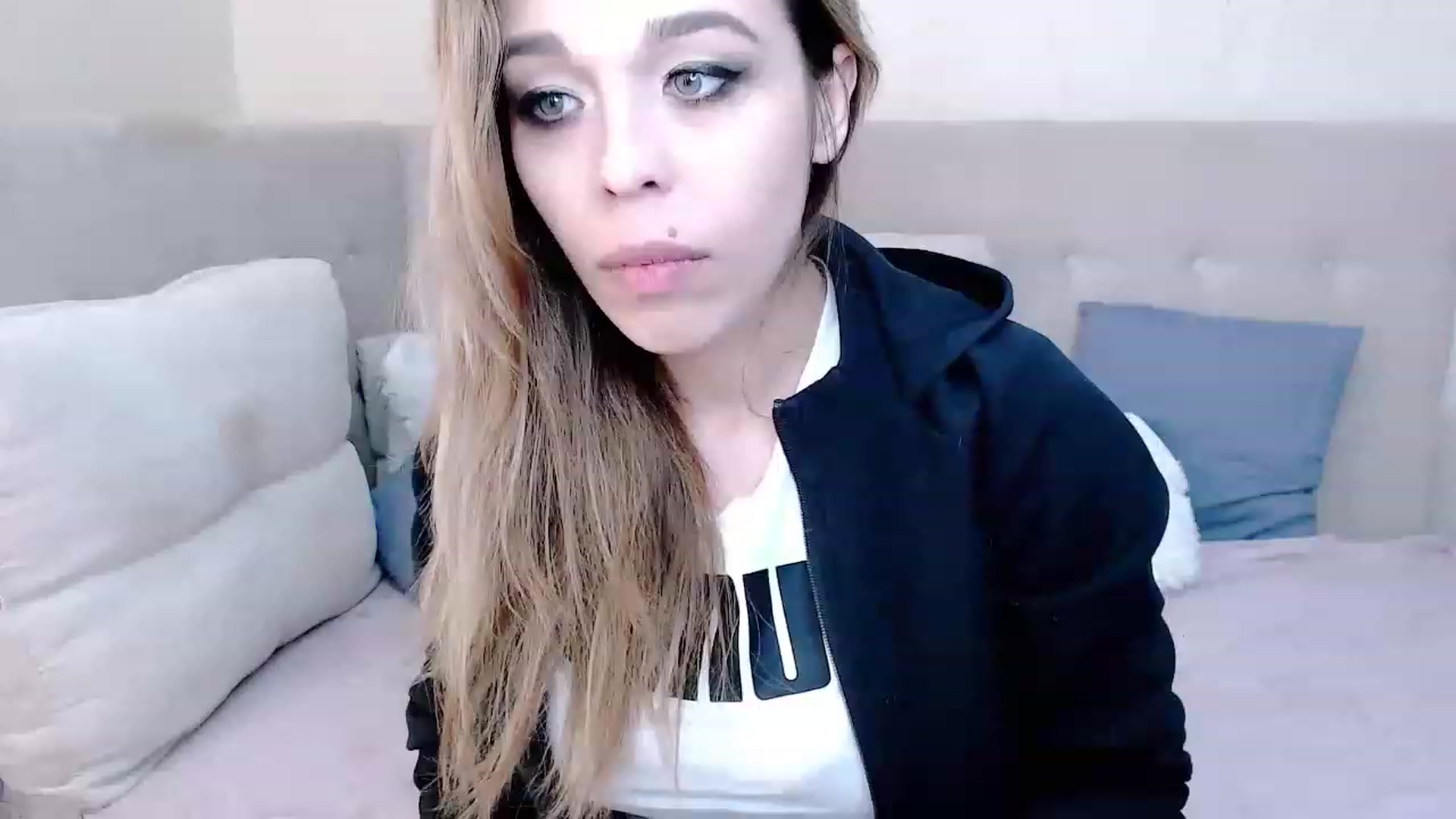 Gallery image thumbnail from MilanaGreen's myfreecams stream on, 02/23/2023, 13:52 image 8 of 20