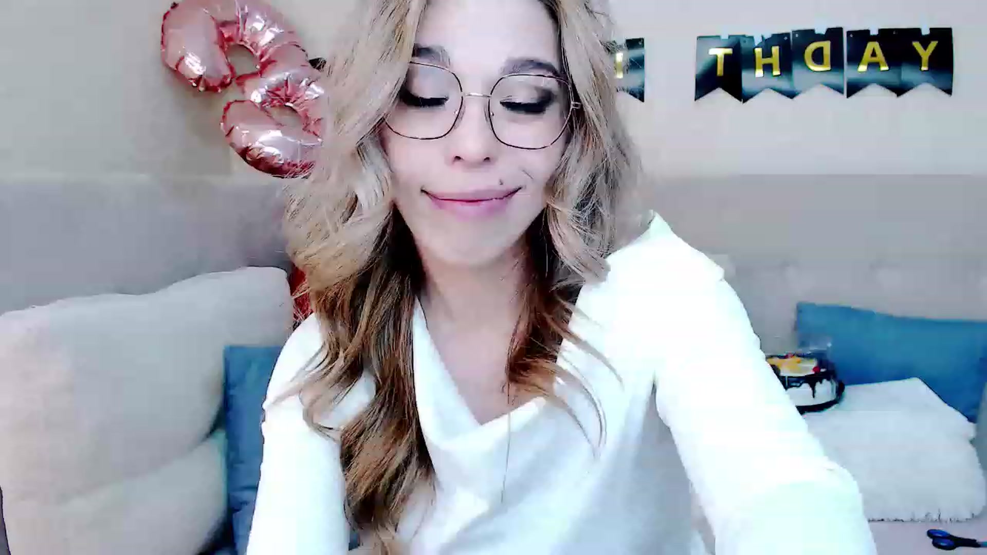 Gallery image thumbnail from MilanaGreen's myfreecams stream on, 02/26/2023, 13:42 image 8 of 20