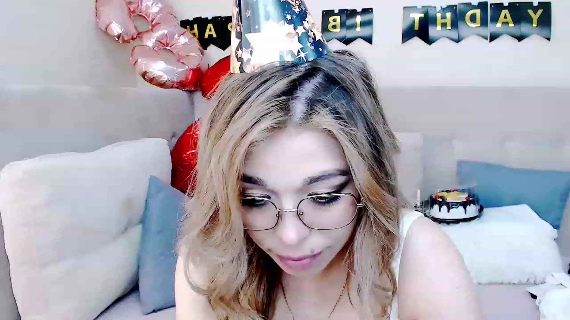 Gallery image thumbnail from MilanaGreen's myfreecams stream on, 02/26/2023, 13:42 image 16 of 20