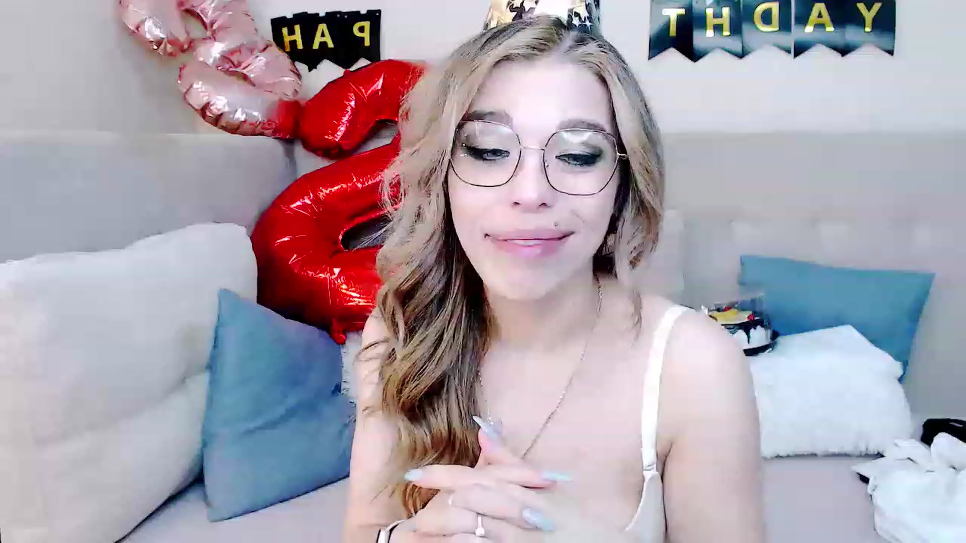 Gallery image thumbnail from MilanaGreen's myfreecams stream on, 02/26/2023, 15:10 image 7 of 20