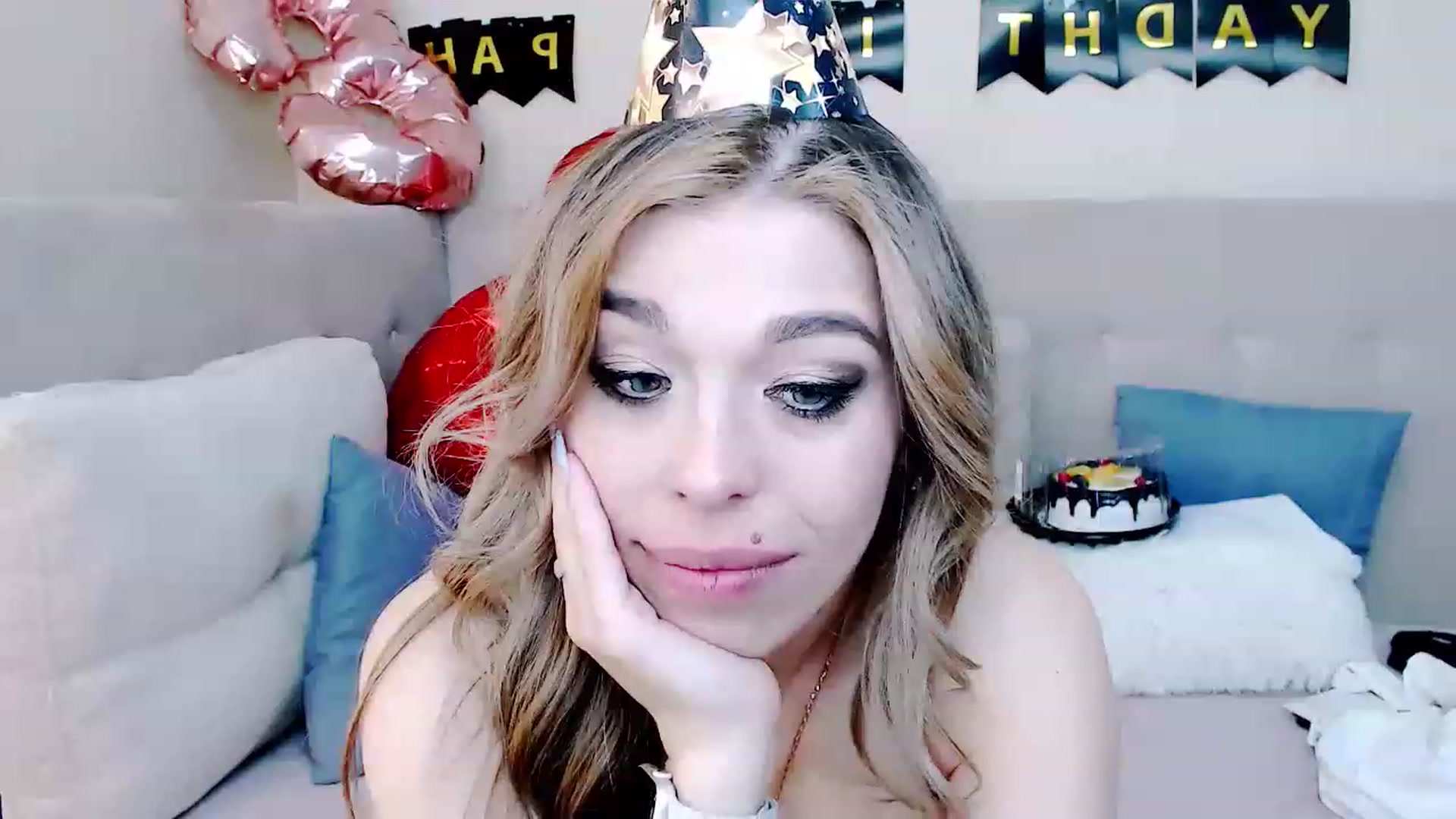 Gallery image thumbnail from MilanaGreen's myfreecams stream on, 02/26/2023, 15:10 image 3 of 20