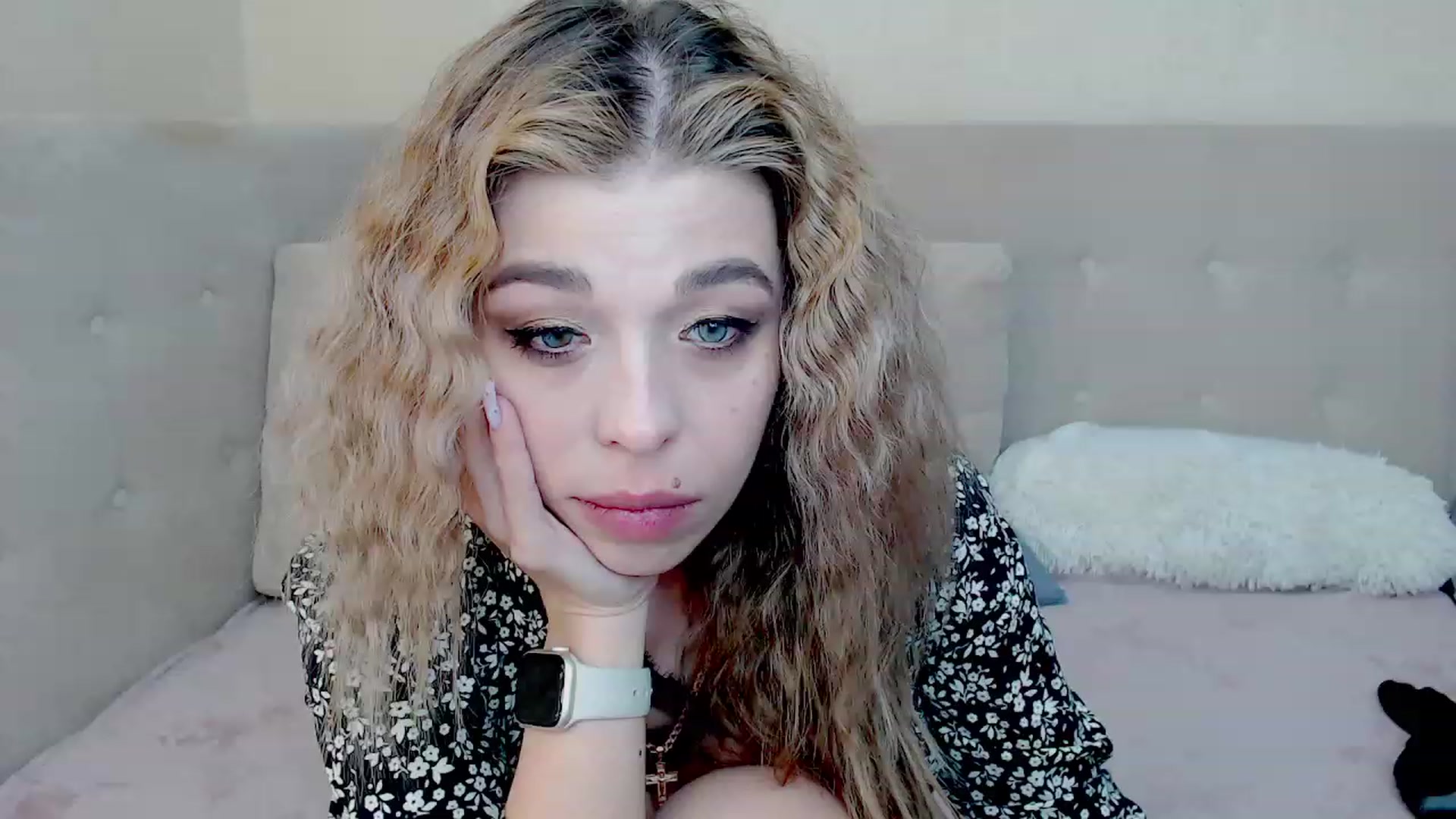 Gallery image thumbnail from MilanaGreen's myfreecams stream on, 03/14/2023, 14:00 image 1 of 20