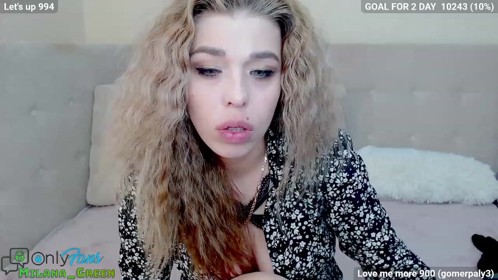 Gallery image thumbnail from MilanaGreen's myfreecams stream on, 03/14/2023, 14:00 image 17 of 20