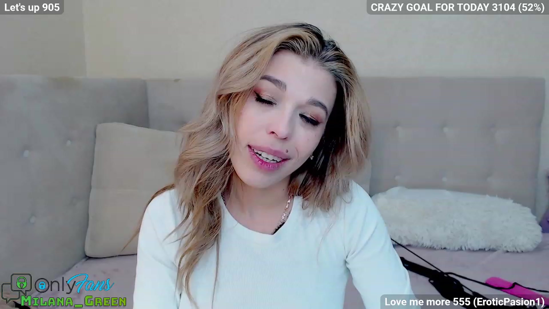Gallery image thumbnail from MilanaGreen's myfreecams stream on, 03/16/2023, 14:54 image 15 of 20