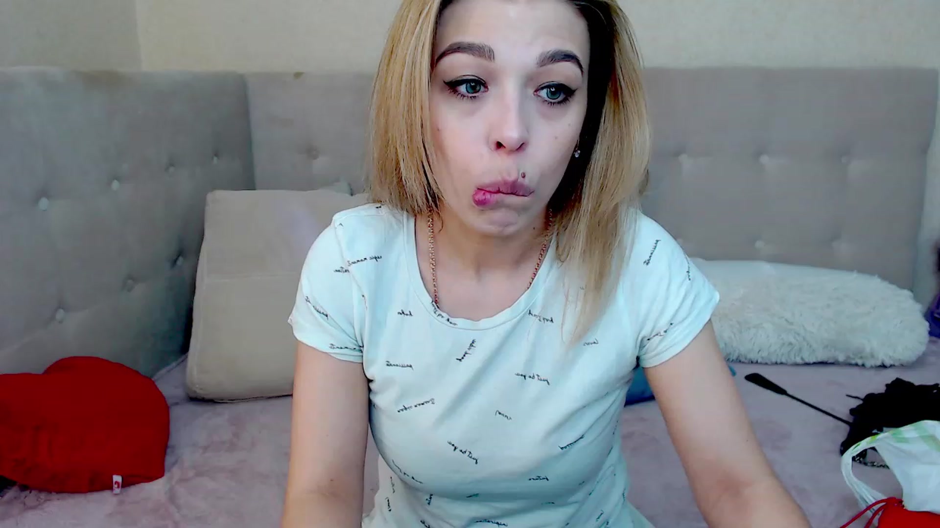 Gallery image thumbnail from MilanaGreen's myfreecams stream on, 03/24/2023, 11:22 image 20 of 20