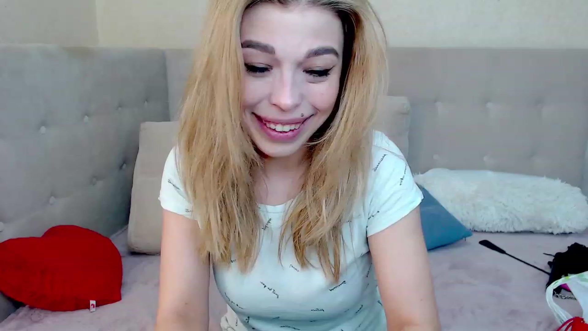 Gallery image thumbnail from MilanaGreen's myfreecams stream on, 03/24/2023, 11:22 image 10 of 20