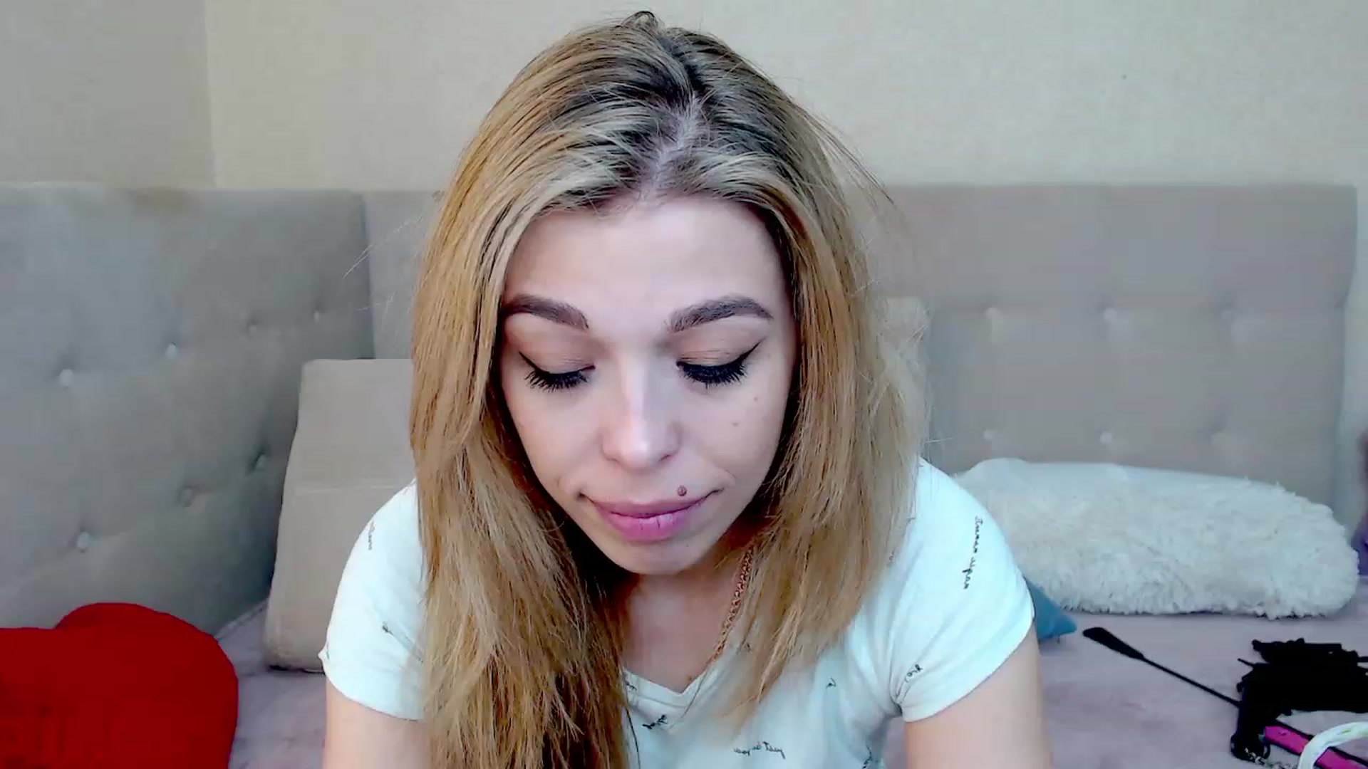 Gallery image thumbnail from MilanaGreen's myfreecams stream on, 03/24/2023, 12:15 image 12 of 20