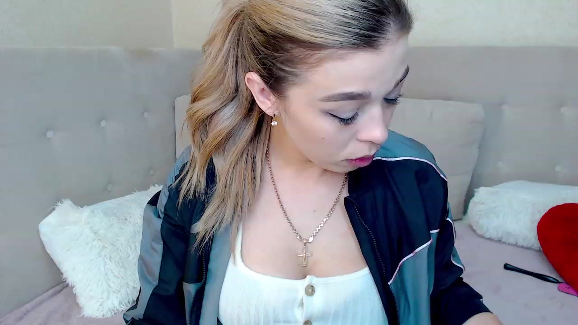 Gallery image thumbnail from MilanaGreen's myfreecams stream on, 05/23/2023, 11:02 image 1 of 20