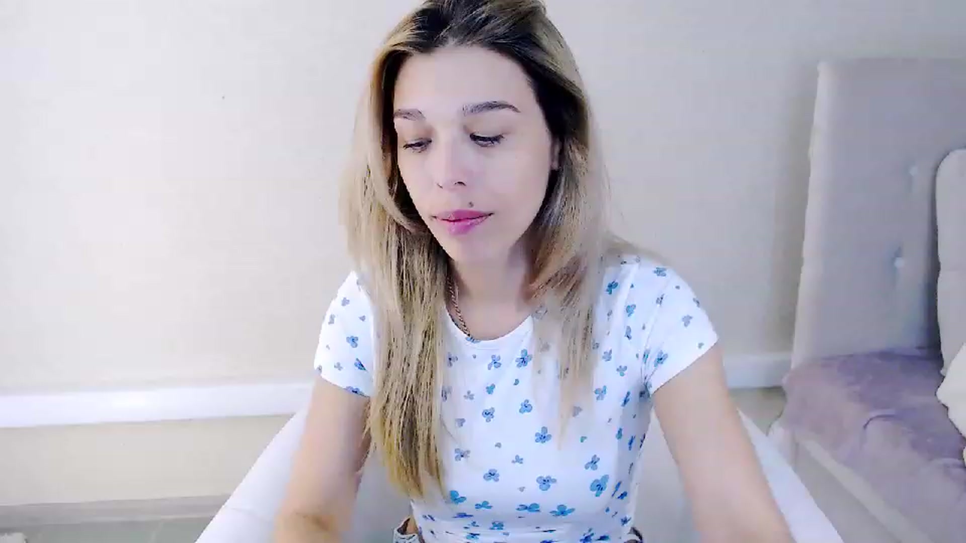 Gallery image thumbnail from MilanaGreen's myfreecams stream on, 08/18/2023, 13:58 image 14 of 20