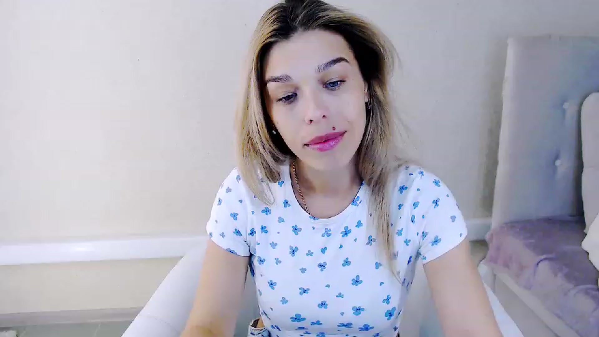 Gallery image thumbnail from MilanaGreen's myfreecams stream on, 08/18/2023, 13:58 image 15 of 20