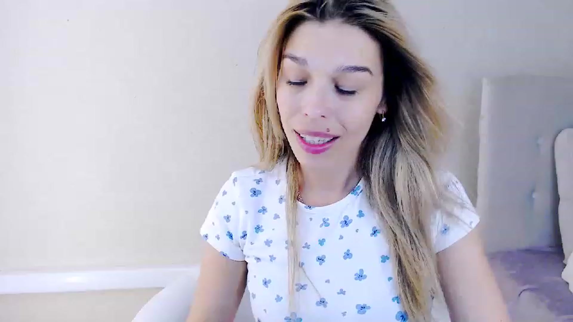 Gallery image thumbnail from MilanaGreen's myfreecams stream on, 08/18/2023, 13:58 image 4 of 20