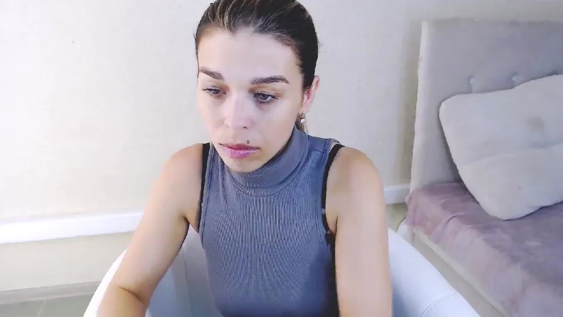 Gallery image thumbnail from MilanaGreen's myfreecams stream on, 08/19/2023, 13:47 image 13 of 20