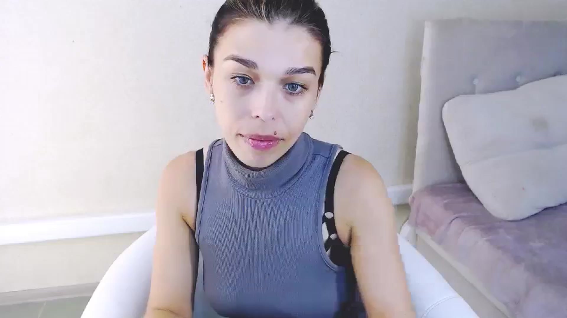 Gallery image thumbnail from MilanaGreen's myfreecams stream on, 08/19/2023, 13:47 image 16 of 20