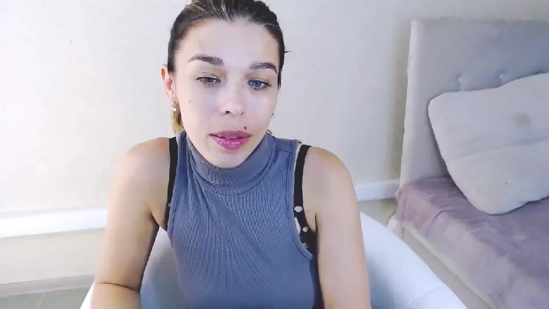 Gallery image thumbnail from MilanaGreen's myfreecams stream on, 08/19/2023, 13:47 image 15 of 20