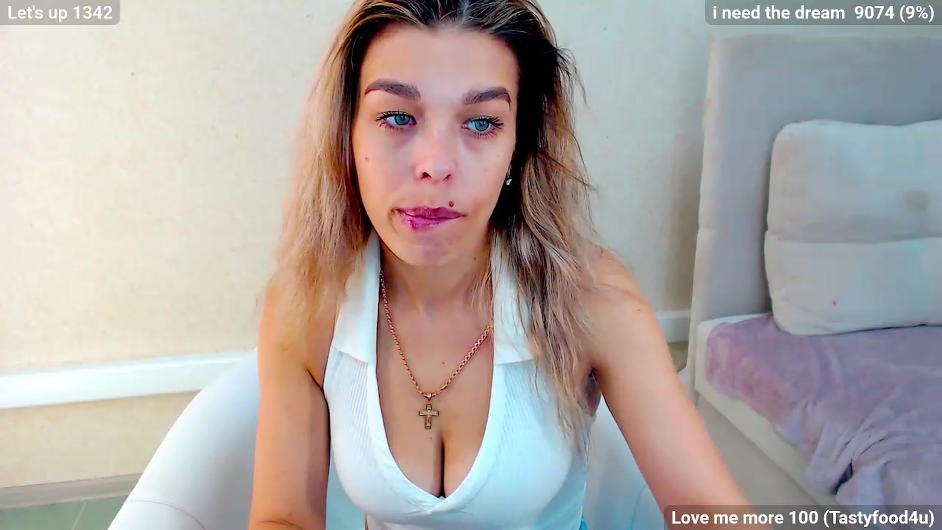 Gallery image thumbnail from MilanaGreen's myfreecams stream on, 08/27/2023, 12:18 image 14 of 20