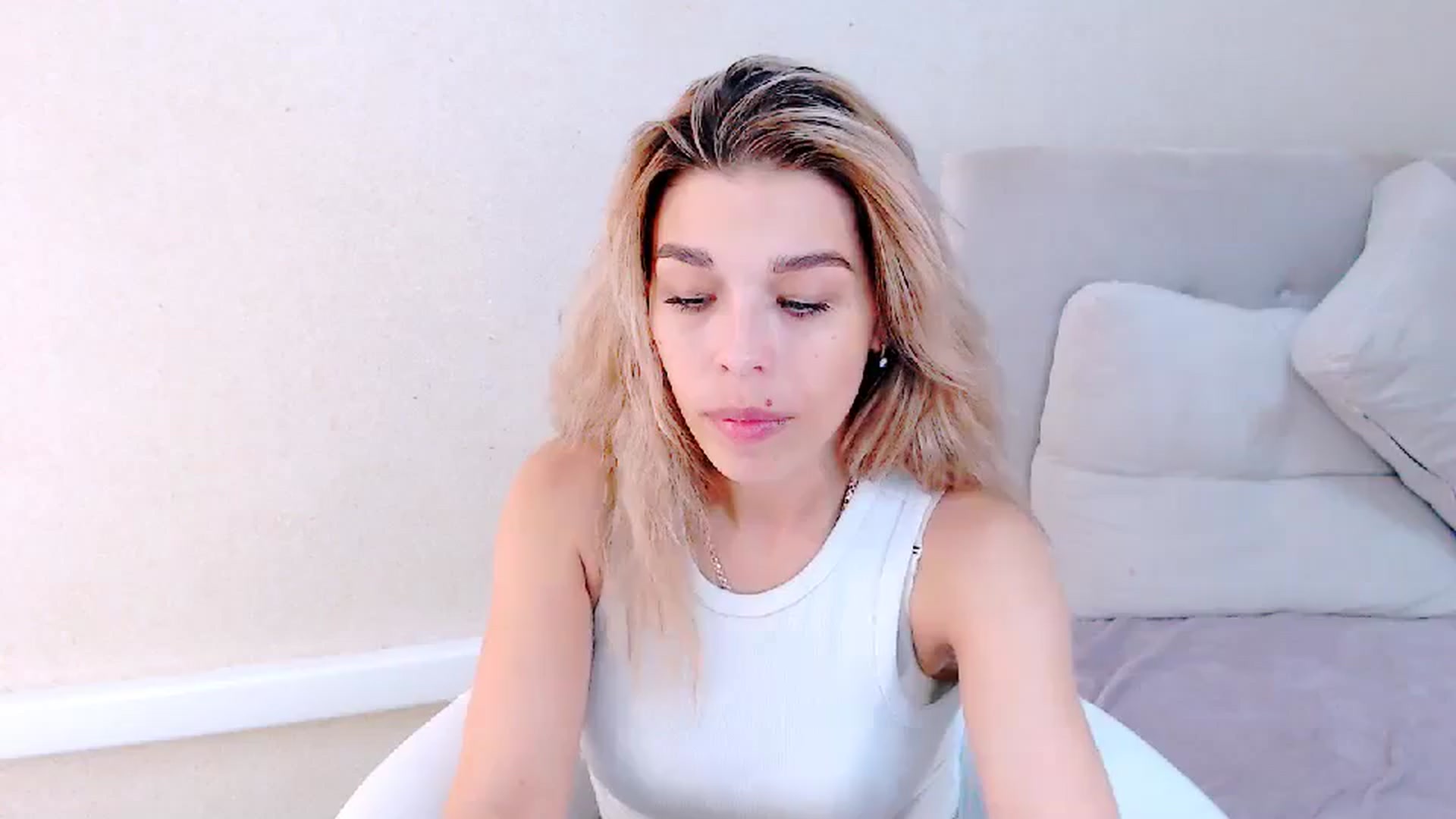 Gallery image thumbnail from MilanaGreen's myfreecams stream on, 08/29/2023, 13:59 image 1 of 20