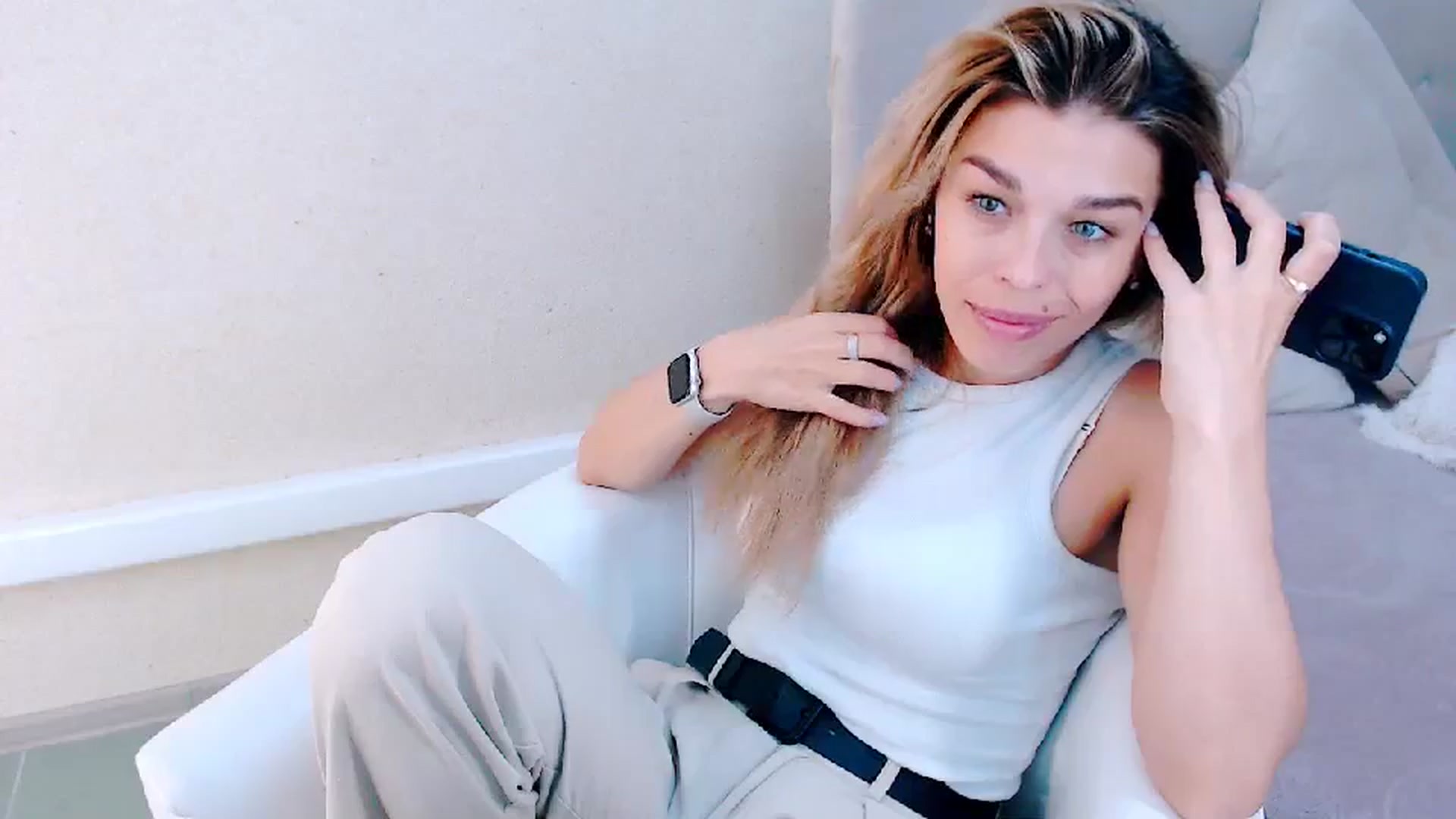 Gallery image thumbnail from MilanaGreen's myfreecams stream on, 08/29/2023, 13:59 image 18 of 20