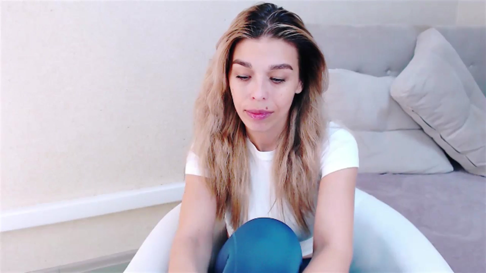 Gallery image thumbnail from MilanaGreen's myfreecams stream on, 08/30/2023, 12:35 image 20 of 20