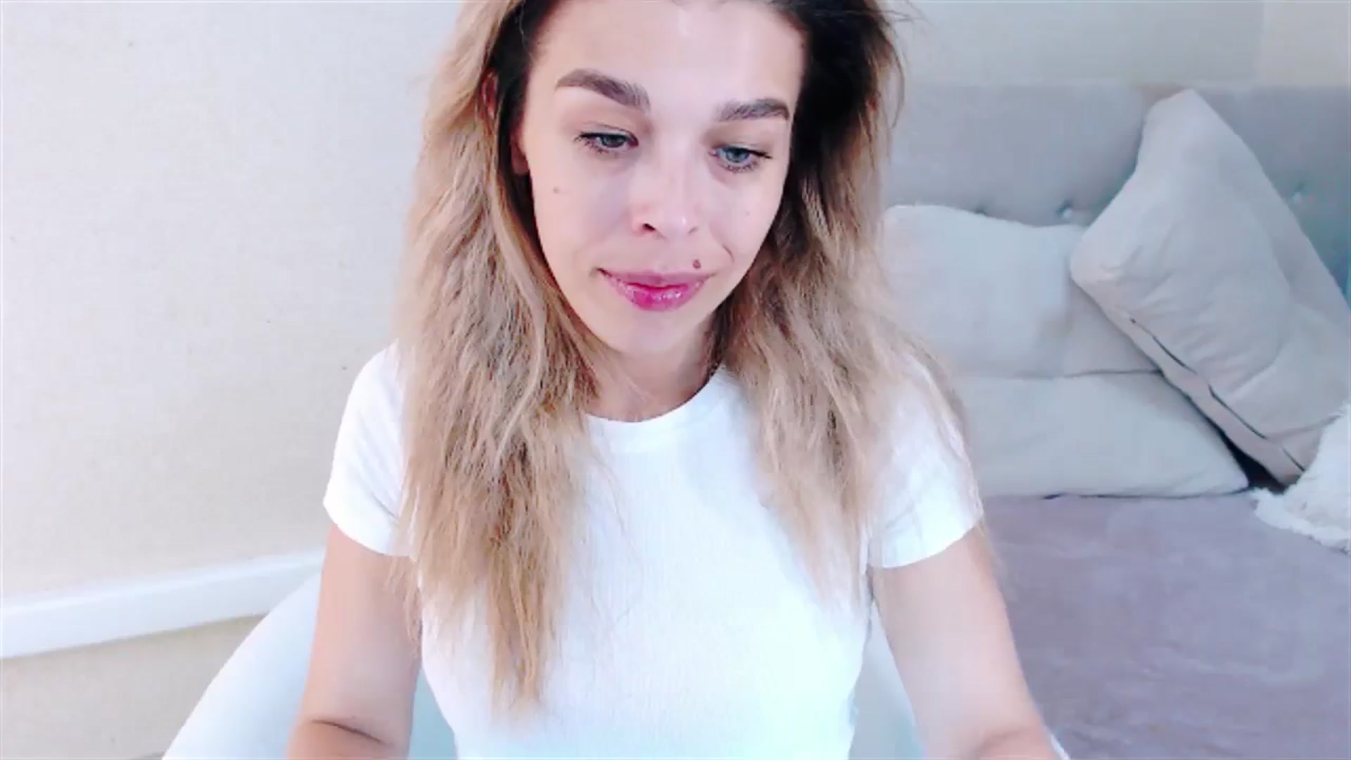 Gallery image thumbnail from MilanaGreen's myfreecams stream on, 08/30/2023, 12:35 image 3 of 20