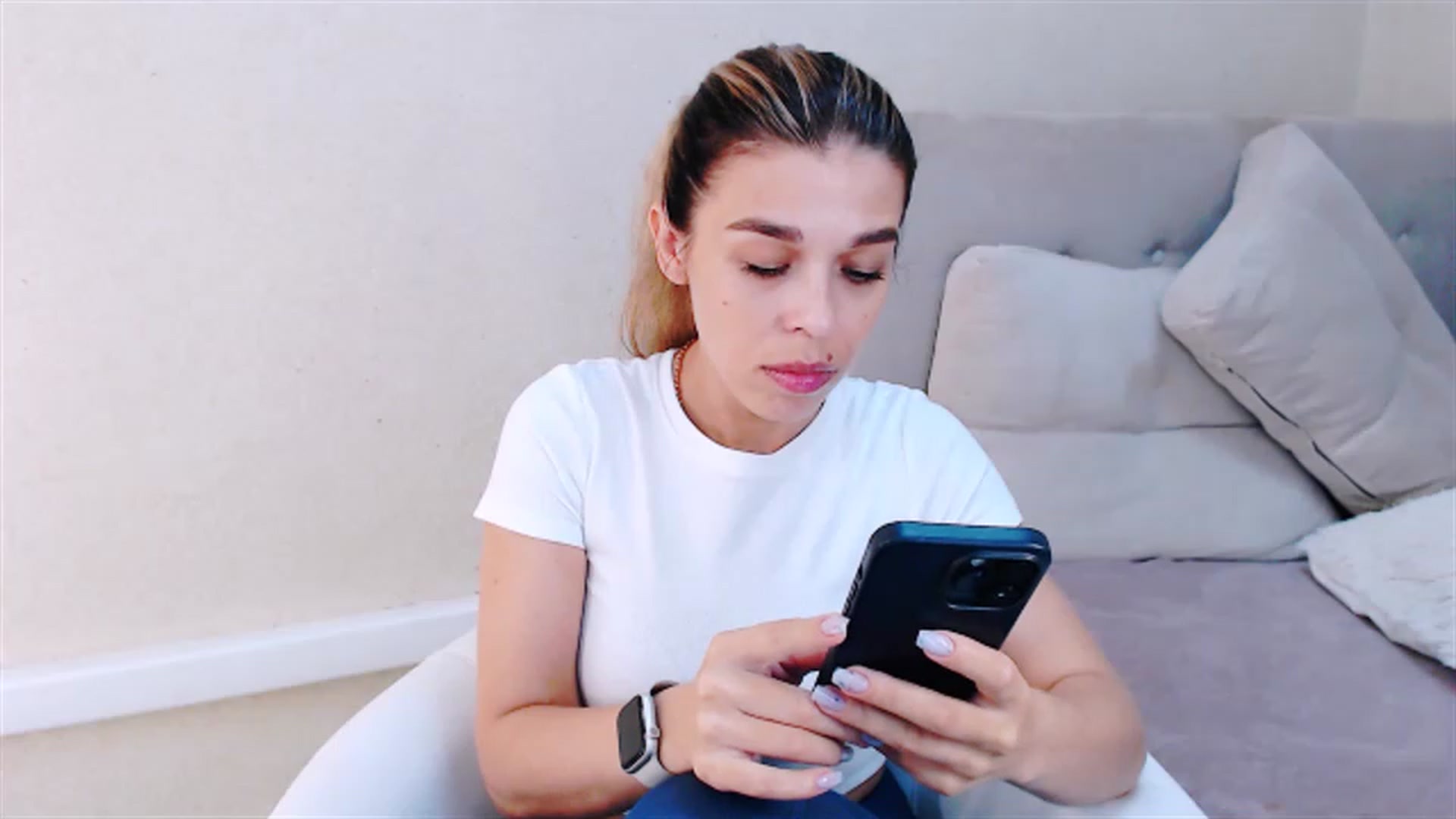 Gallery image thumbnail from MilanaGreen's myfreecams stream on, 08/30/2023, 13:42 image 11 of 20