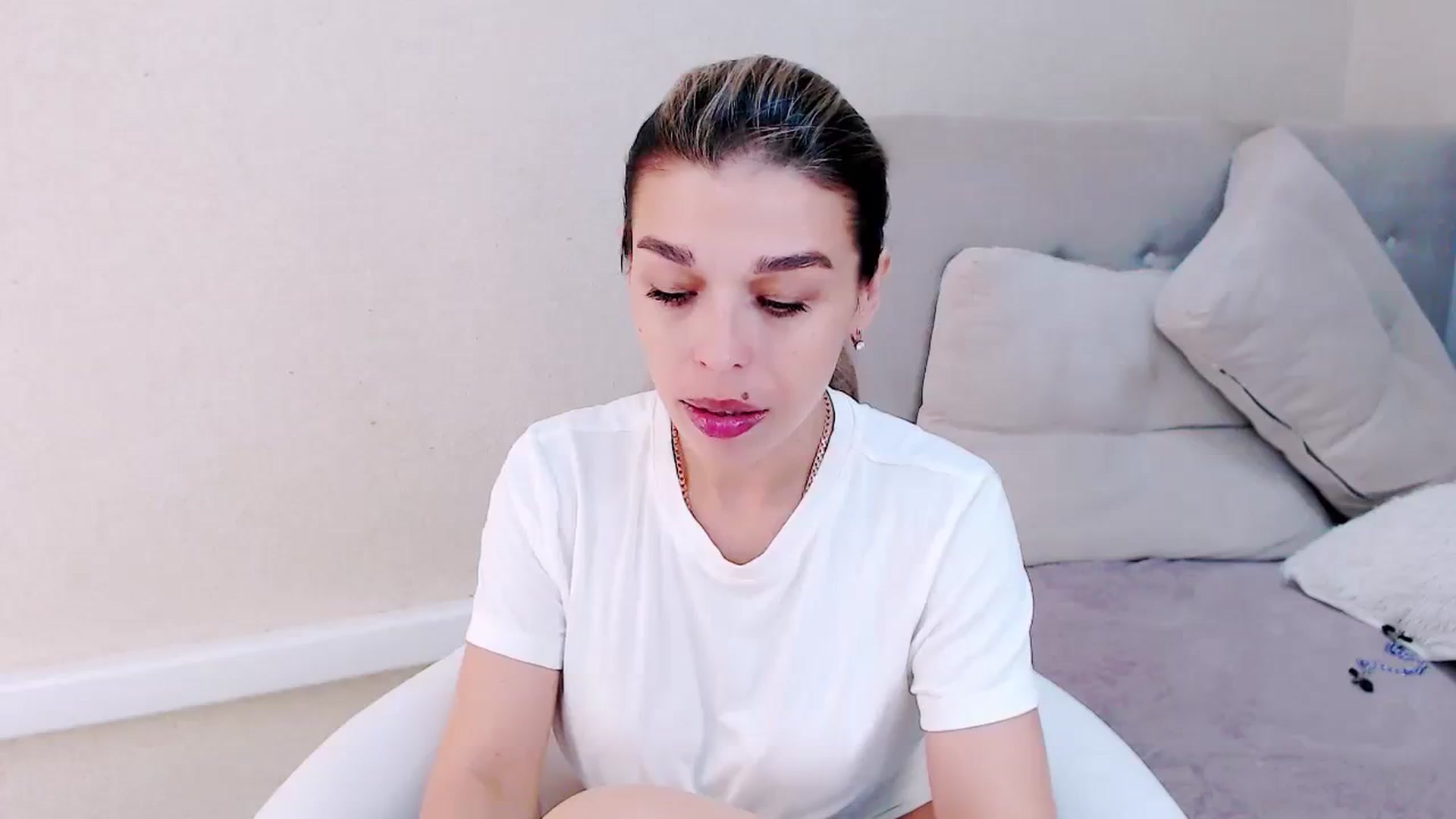 Gallery image thumbnail from MilanaGreen's myfreecams stream on, 08/31/2023, 12:13 image 16 of 20
