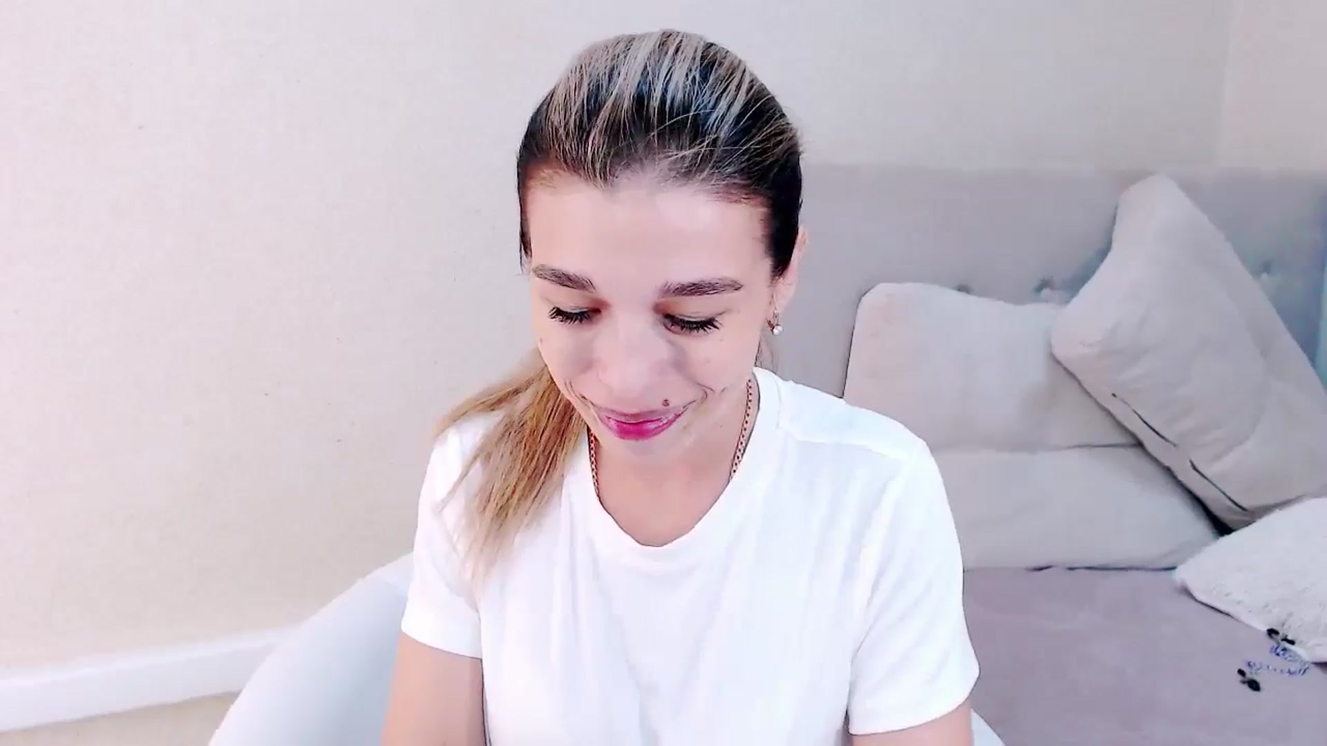 Gallery image thumbnail from MilanaGreen's myfreecams stream on, 08/31/2023, 12:13 image 4 of 20