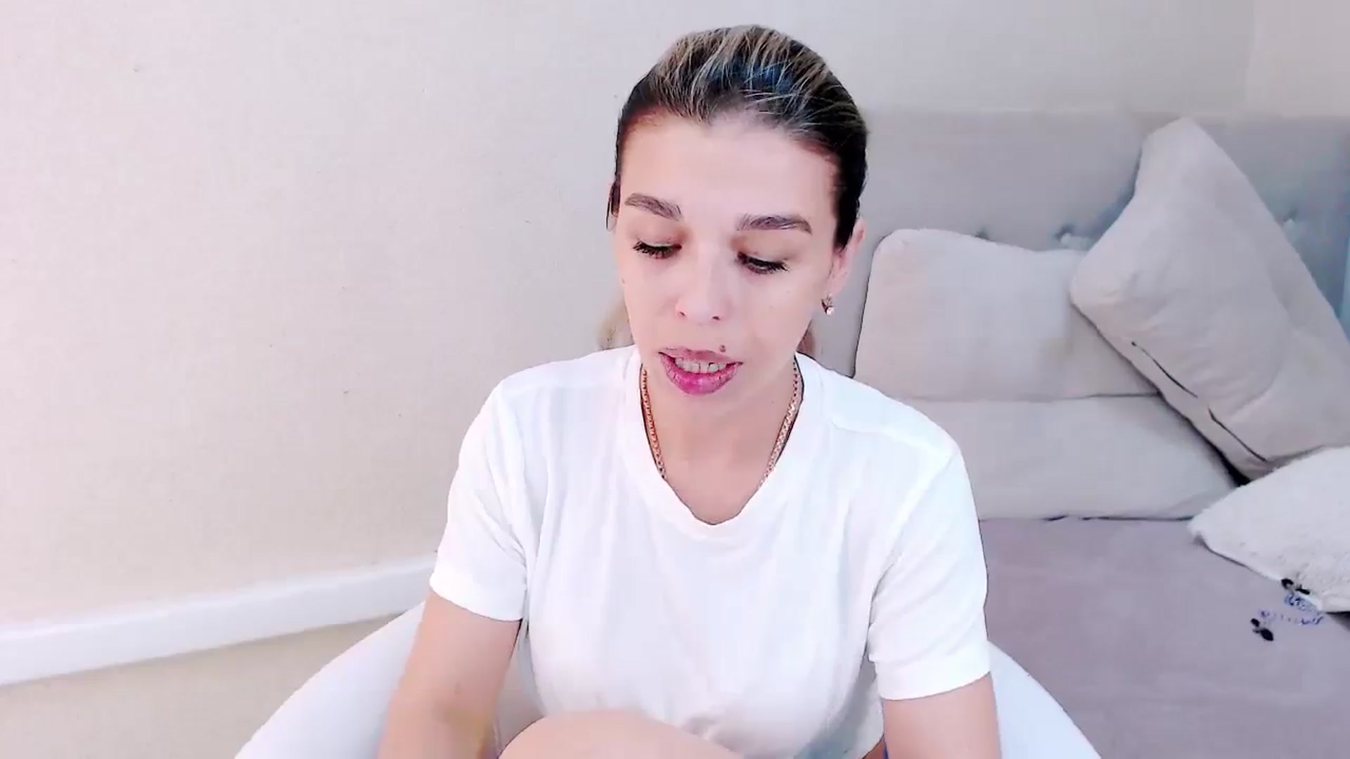 Gallery image thumbnail from MilanaGreen's myfreecams stream on, 08/31/2023, 12:13 image 13 of 20