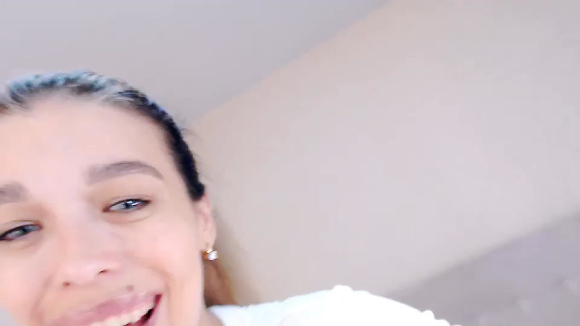 Gallery image thumbnail from MilanaGreen's myfreecams stream on, 08/31/2023, 14:03 image 13 of 20