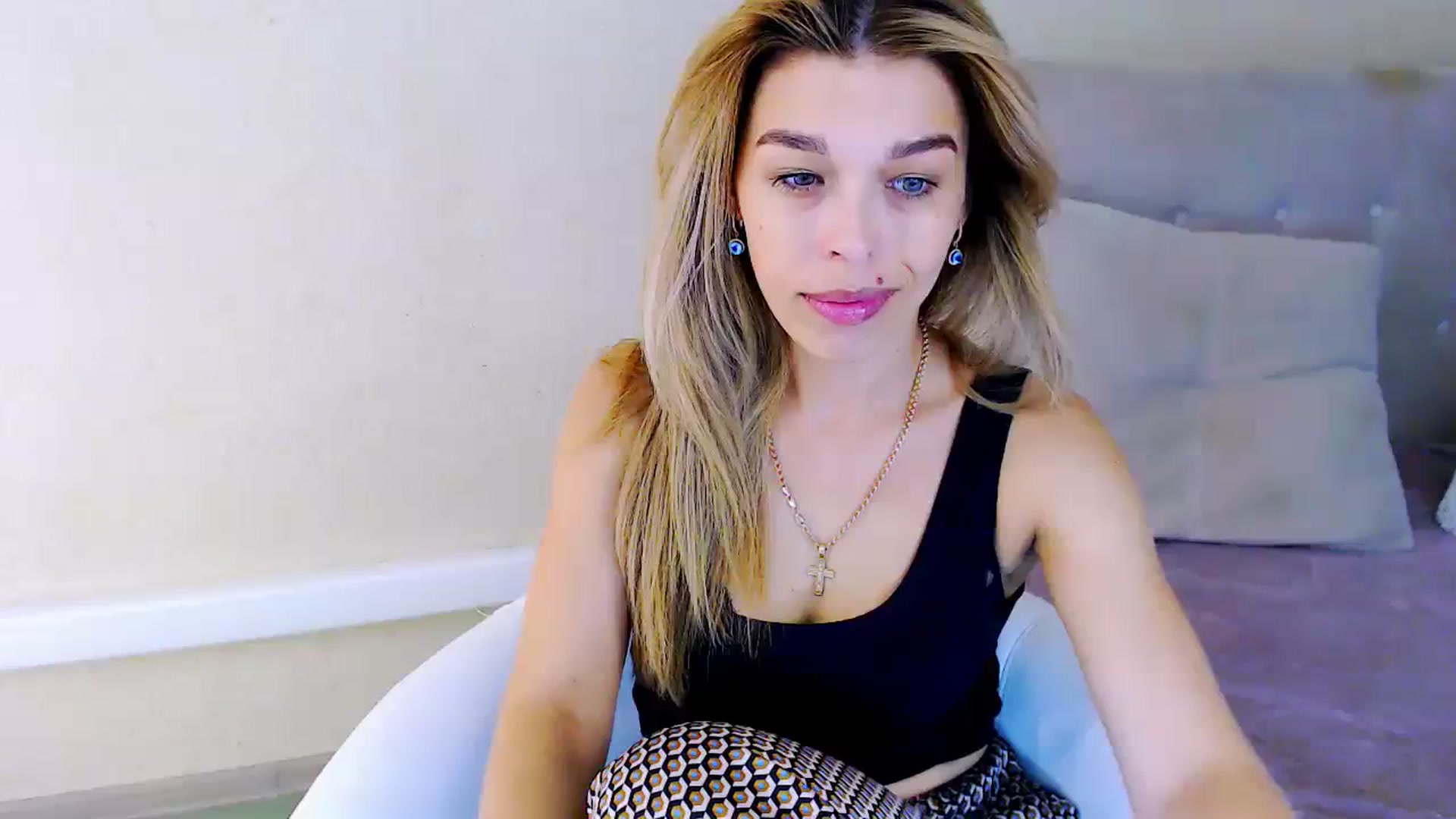Gallery image thumbnail from MilanaGreen's myfreecams stream on, 09/02/2023, 12:30 image 4 of 20