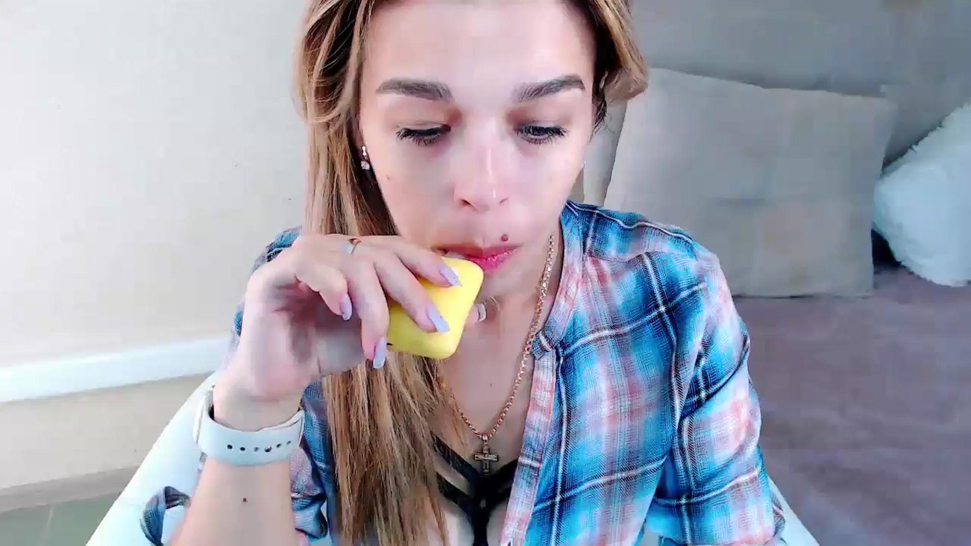 Gallery image thumbnail from MilanaGreen's myfreecams stream on, 09/03/2023, 12:13 image 17 of 20