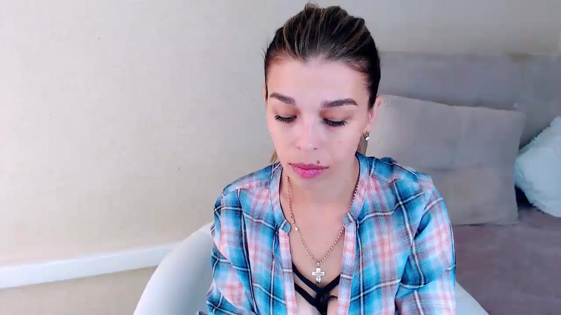 Gallery image thumbnail from MilanaGreen's myfreecams stream on, 09/03/2023, 12:13 image 9 of 20