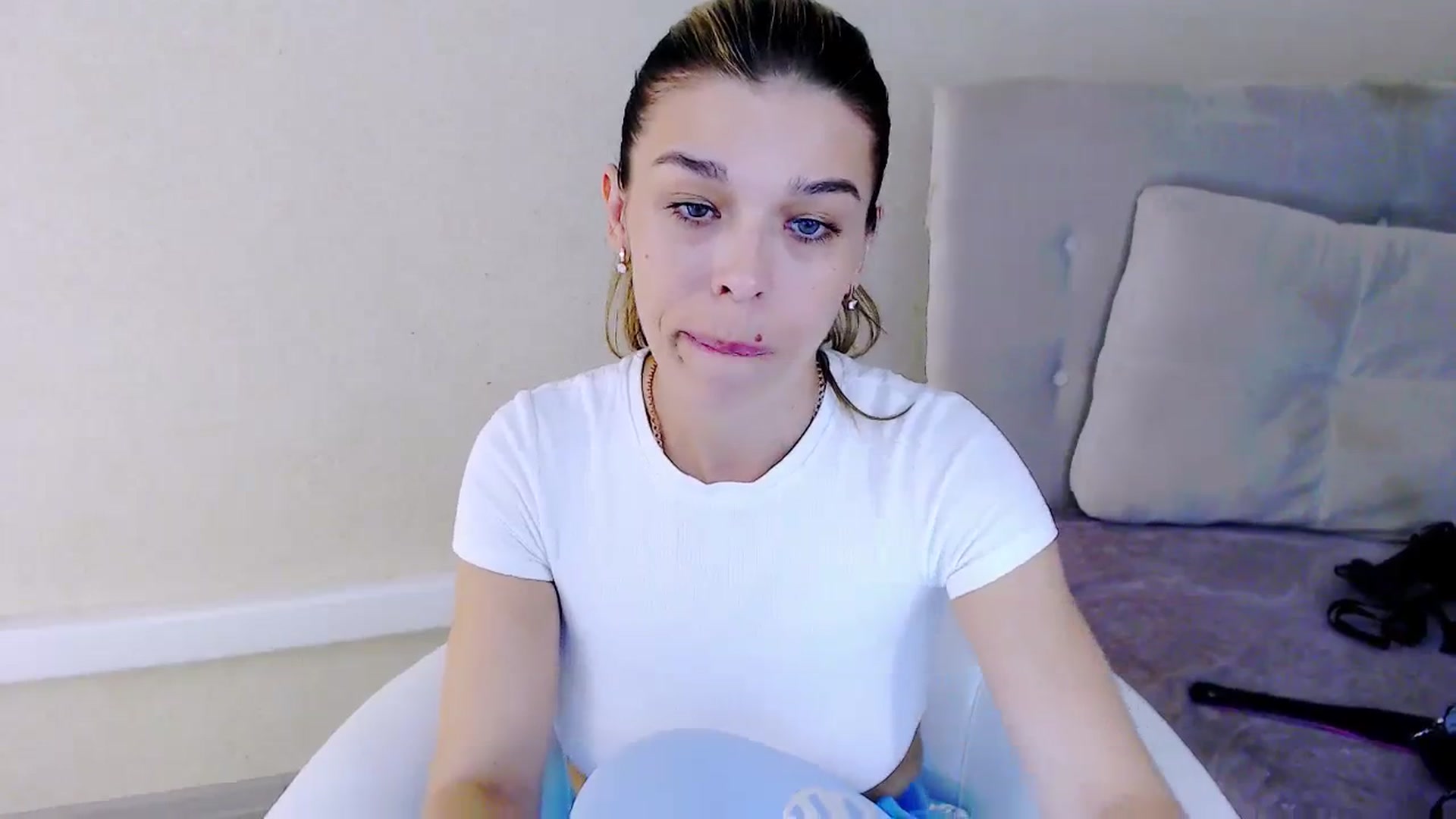 Gallery image thumbnail from MilanaGreen's myfreecams stream on, 09/04/2023, 15:51 image 10 of 20