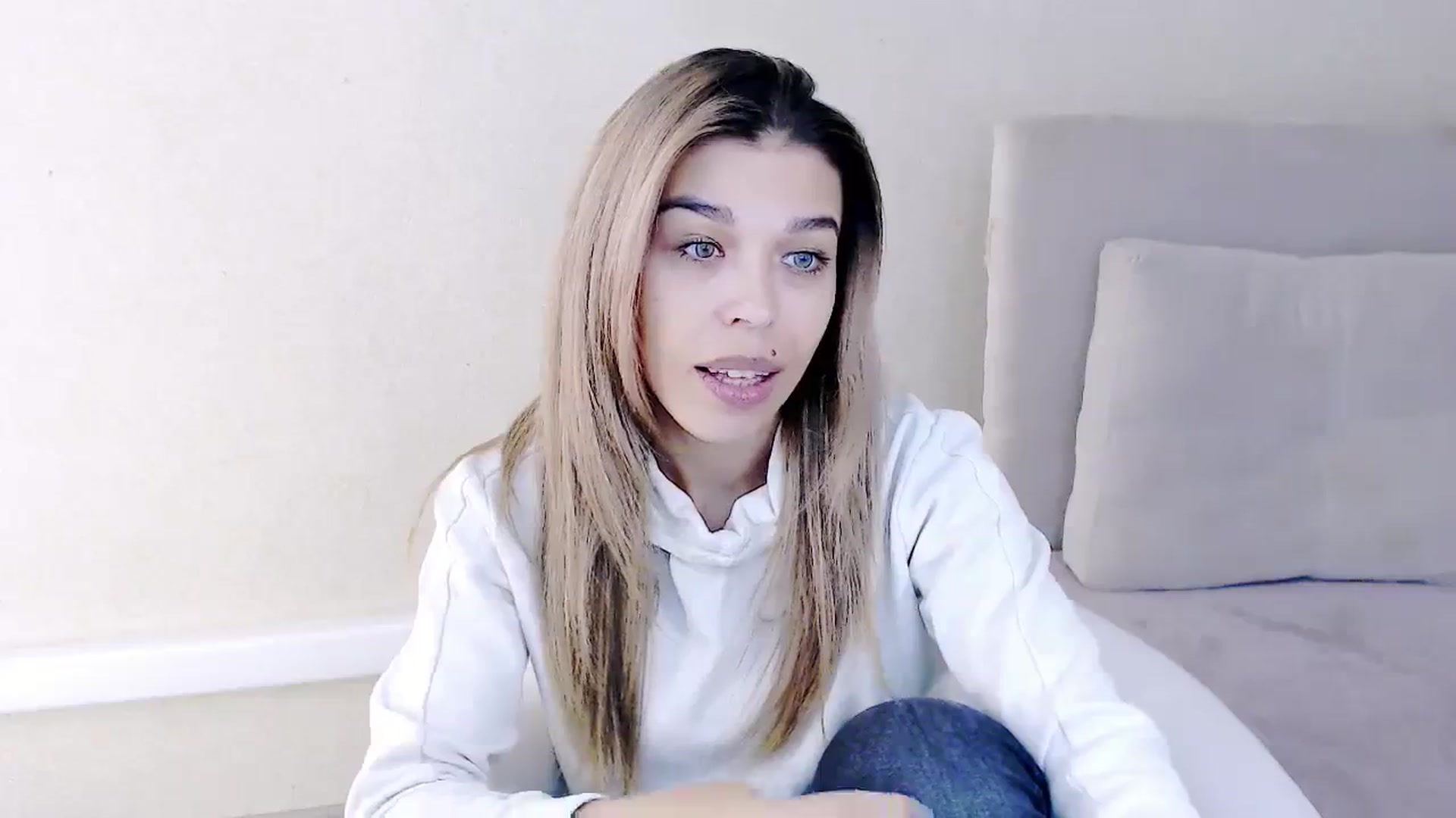 Gallery image thumbnail from MilanaGreen's myfreecams stream on, 09/13/2023, 12:25 image 19 of 20