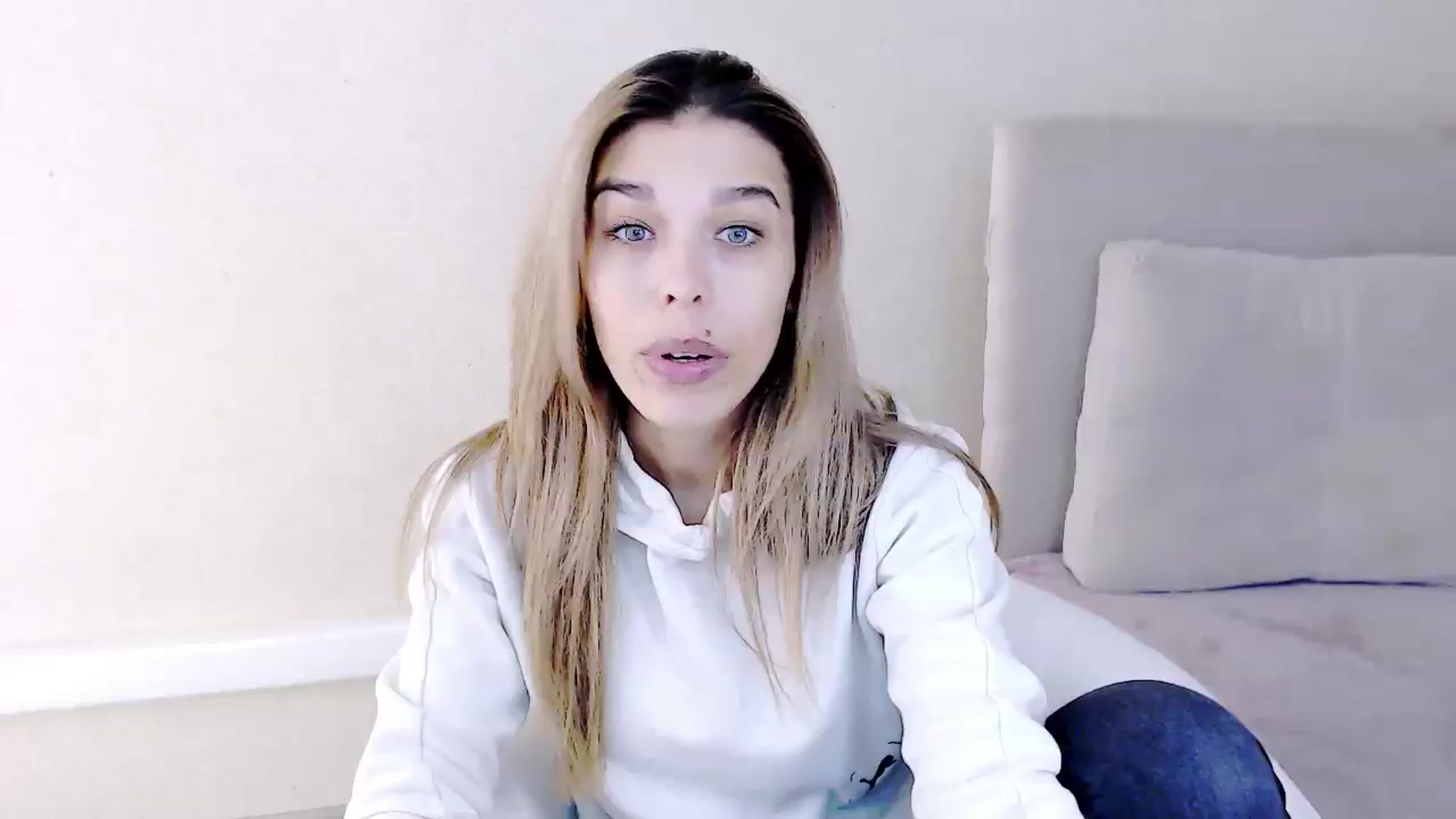 Gallery image thumbnail from MilanaGreen's myfreecams stream on, 09/13/2023, 12:25 image 18 of 20