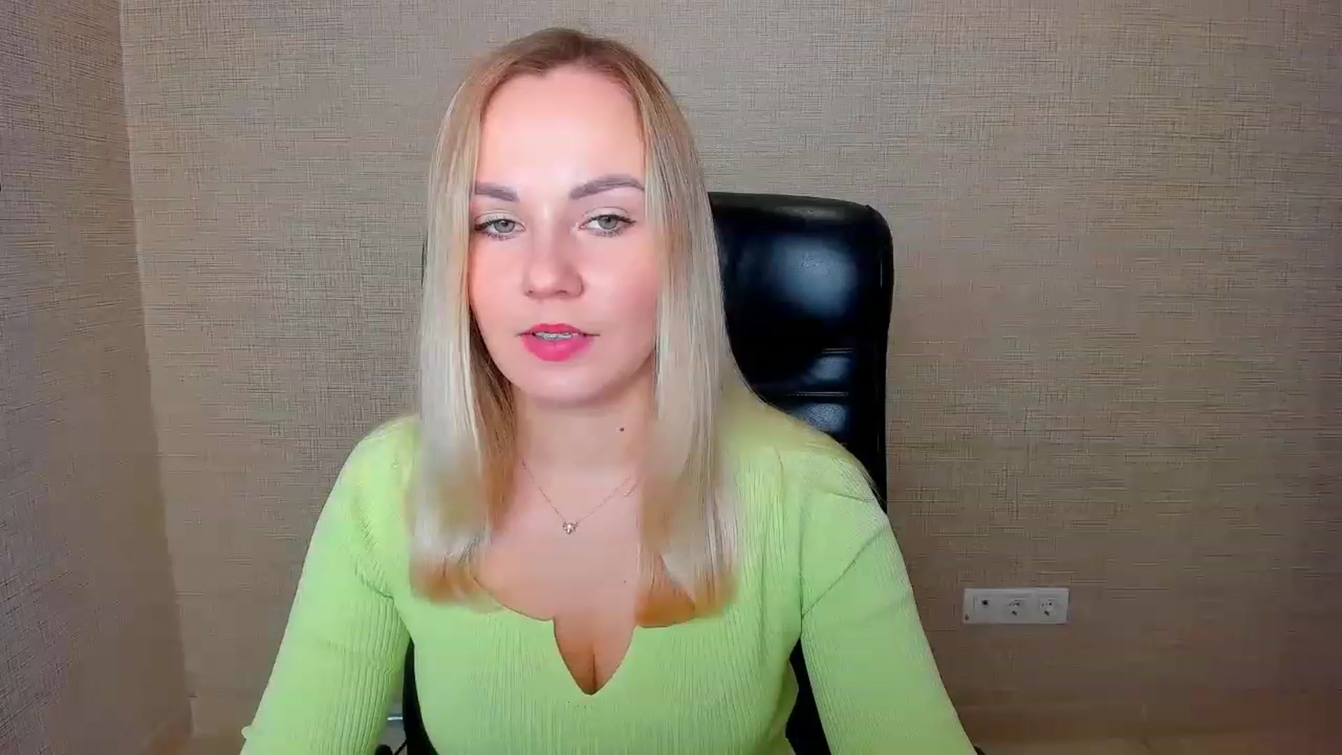 Gallery image thumbnail from MilanaLil's myfreecams stream on, 11/26/2022, 11:13 image 2 of 20