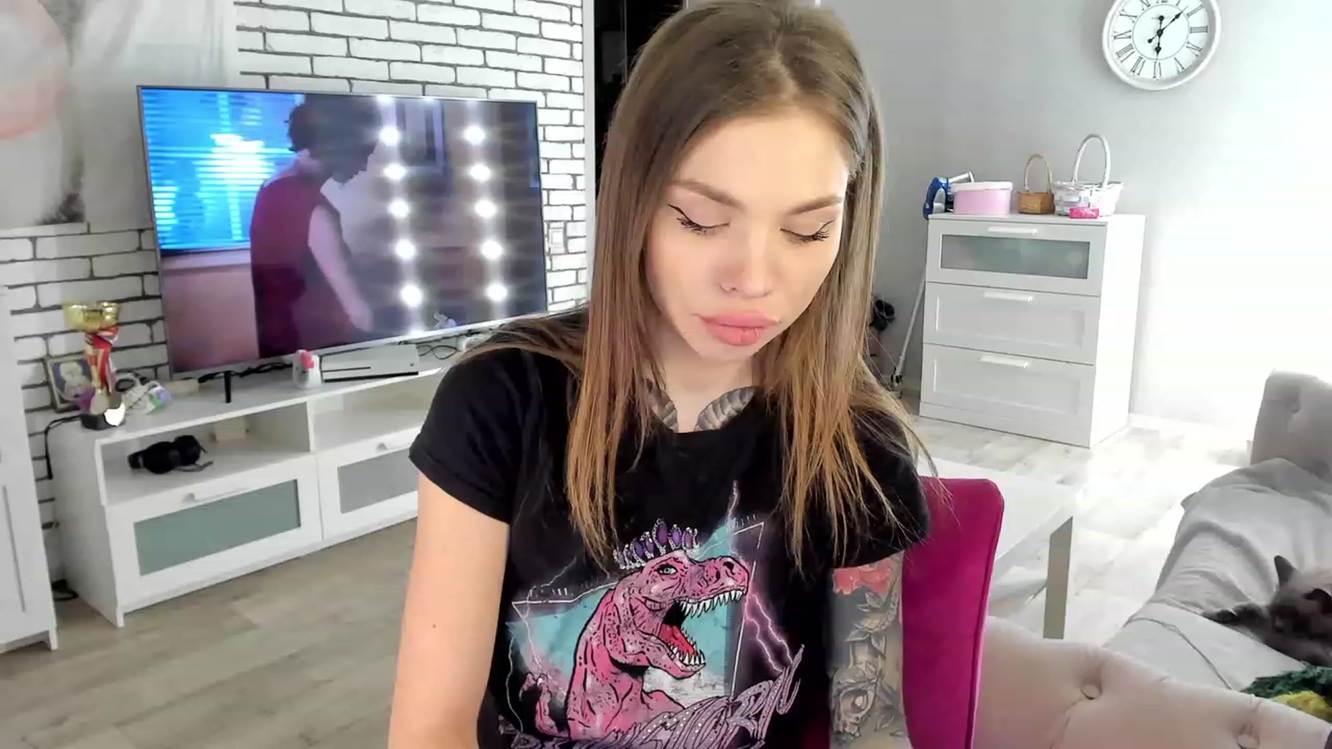 Gallery image thumbnail from MilanaSimple's myfreecams stream on, 11/14/2022, 20:08 image 6 of 20