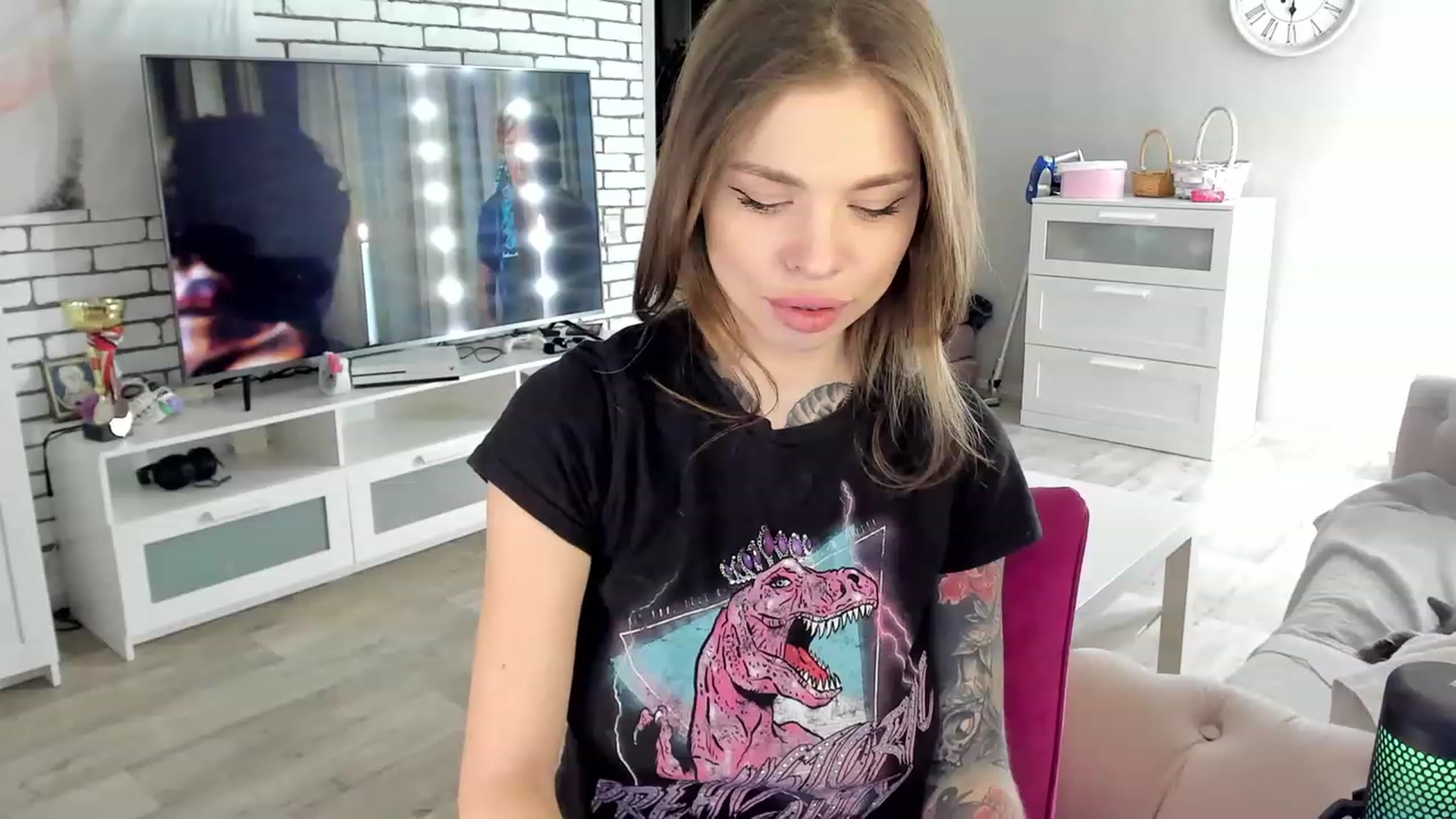 Gallery image thumbnail from MilanaSimple's myfreecams stream on, 11/14/2022, 20:08 image 12 of 20