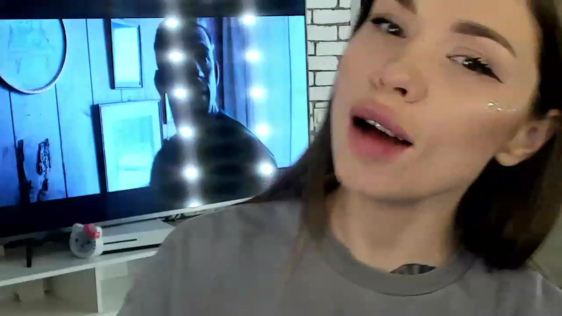 Gallery image thumbnail from MilanaSimple's myfreecams stream on, 12/12/2022, 22:14 image 7 of 20