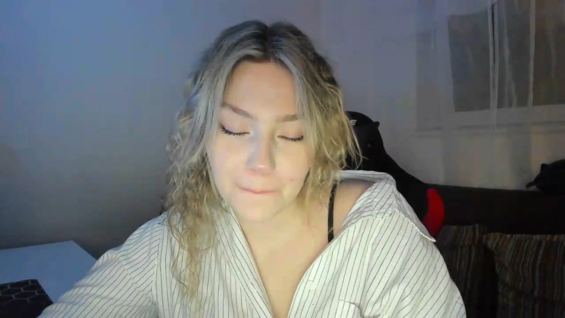 Gallery image thumbnail from Milanana's myfreecams stream on, 05/17/2026, 20:58 image 12 of 20
