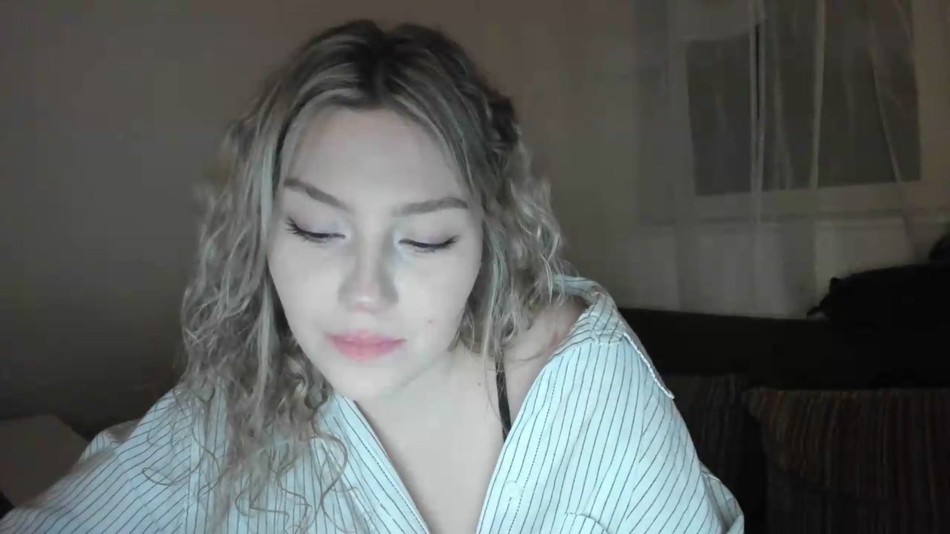 Gallery image thumbnail from Milanana's myfreecams stream on, 05/17/2026, 21:42 image 19 of 20