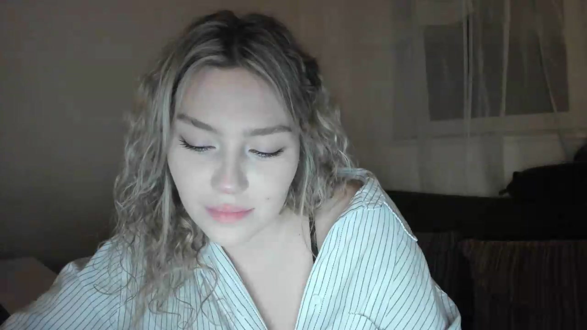 Gallery image thumbnail from Milanana's myfreecams stream on, 05/17/2026, 21:42 image 17 of 20