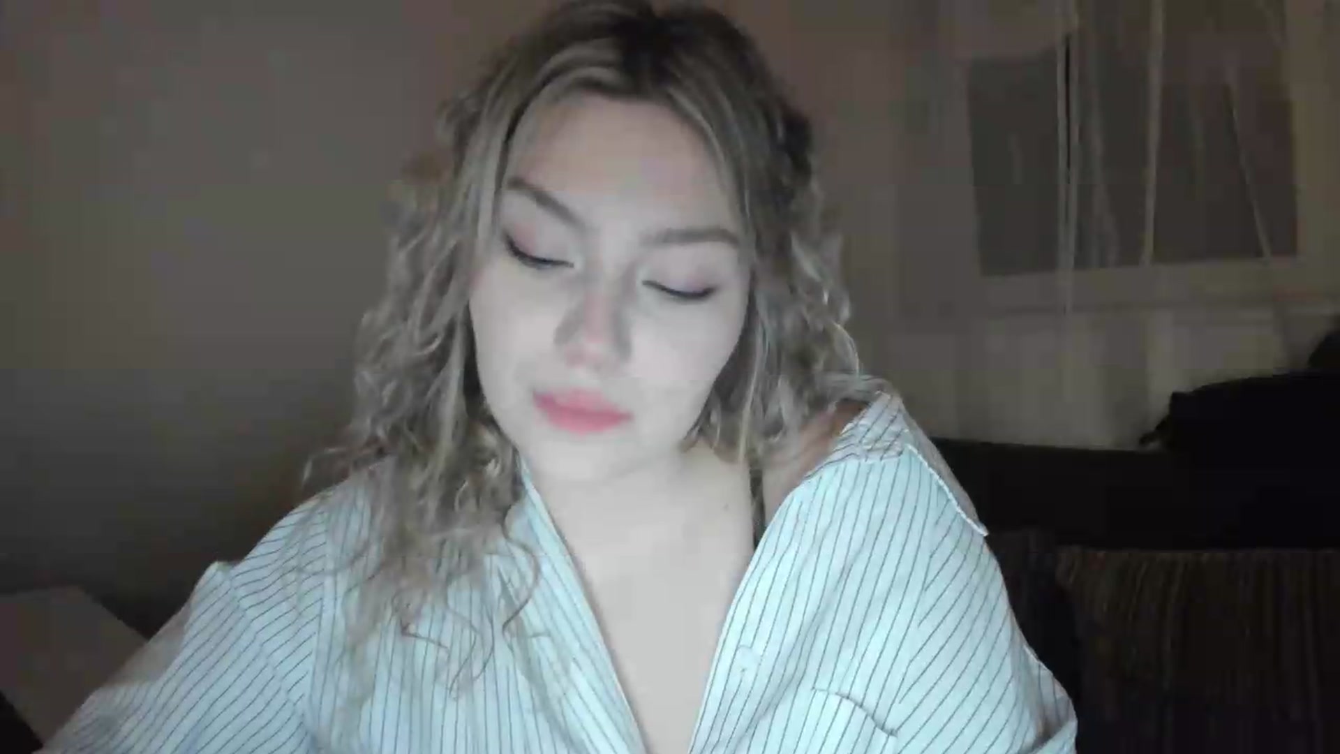 Gallery image thumbnail from Milanana's myfreecams stream on, 05/17/2026, 21:42 image 16 of 20